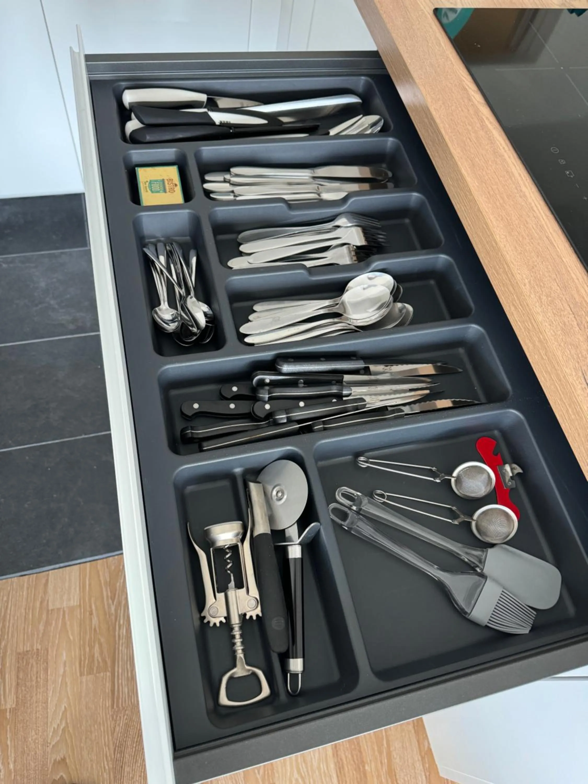 Kitchen or kitchenette in Escale de Charme à Brest - Hypercentre
