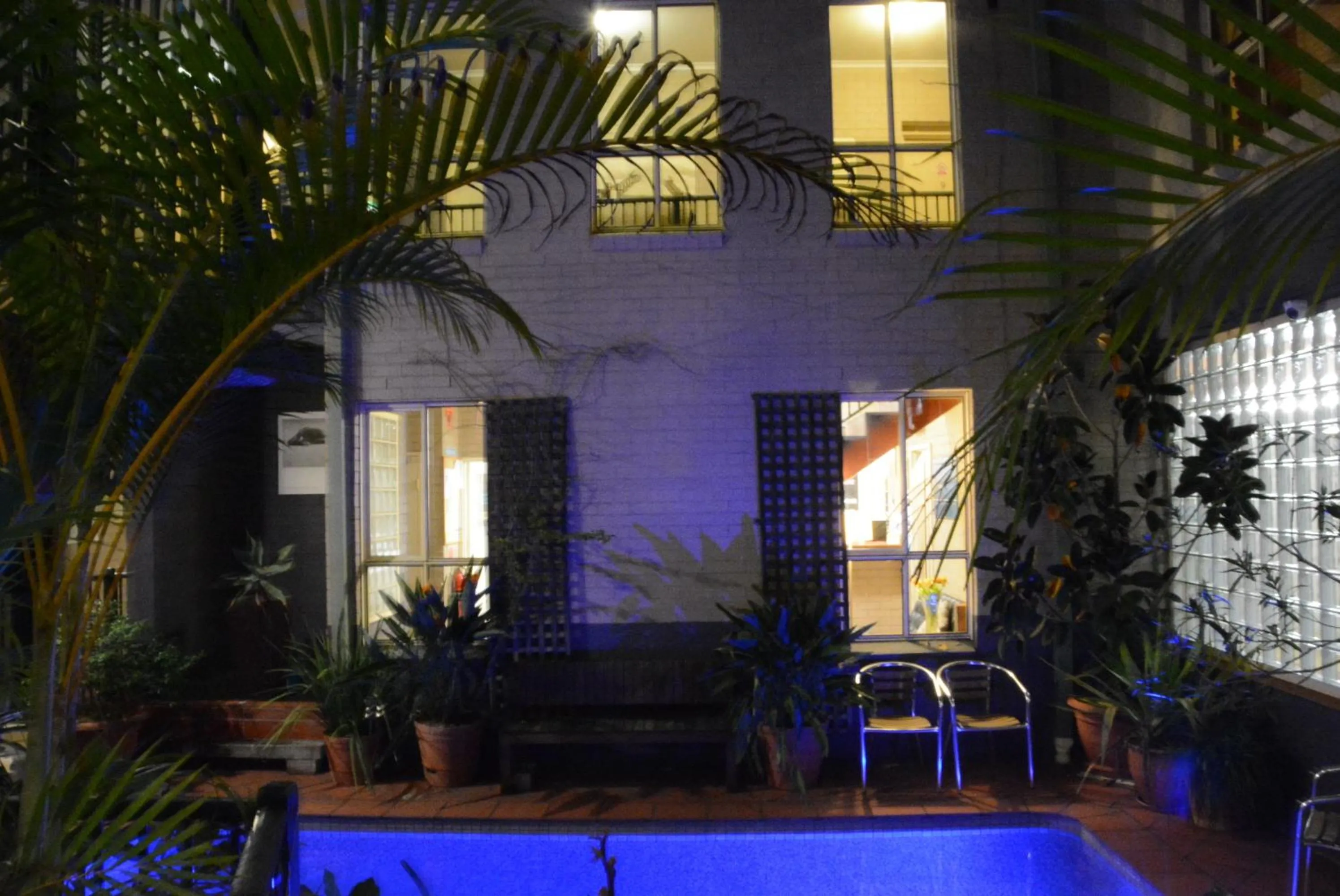 Property building in Newtown Backpackers