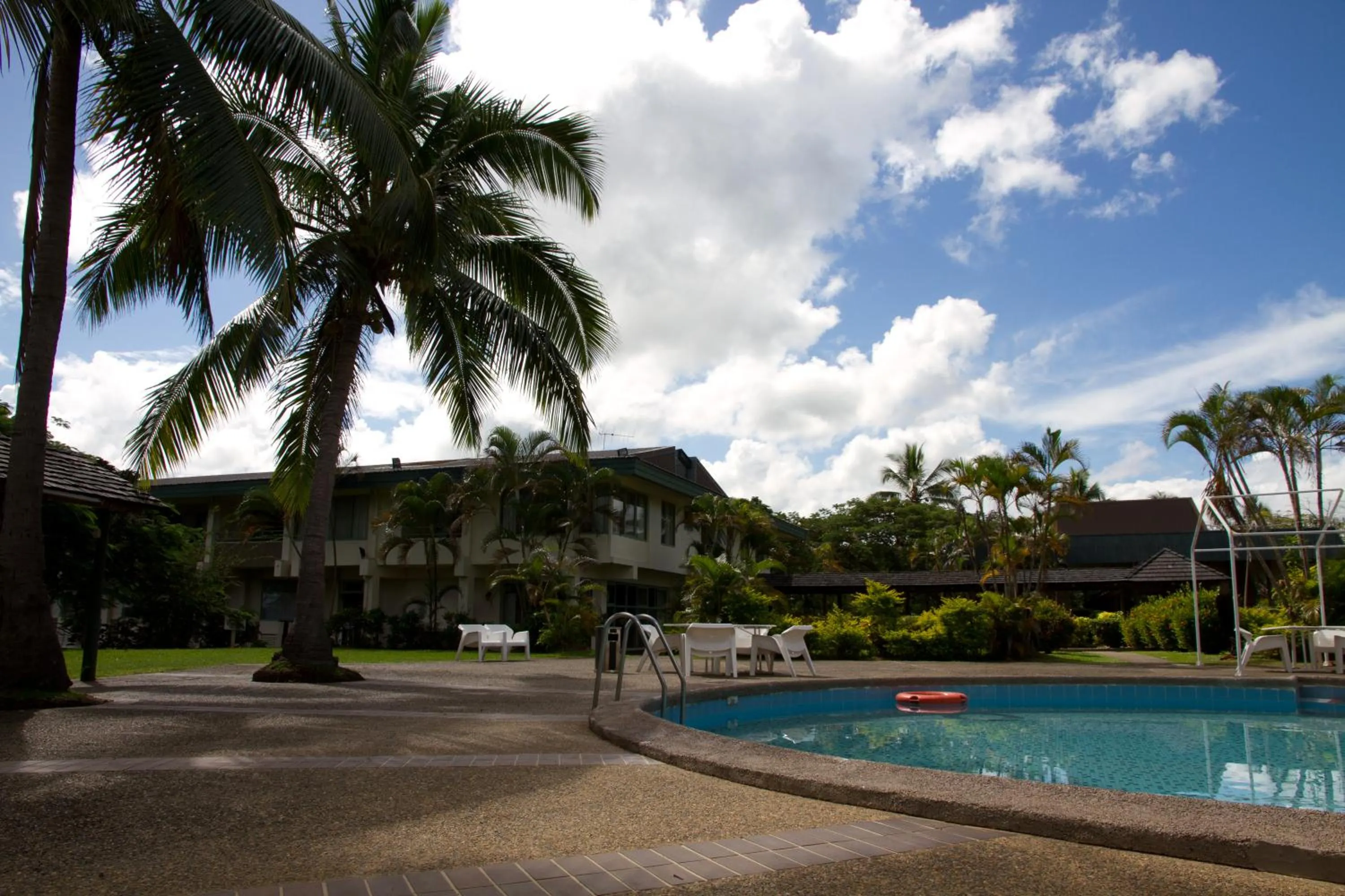 Swimming pool in Tanoa Apartments