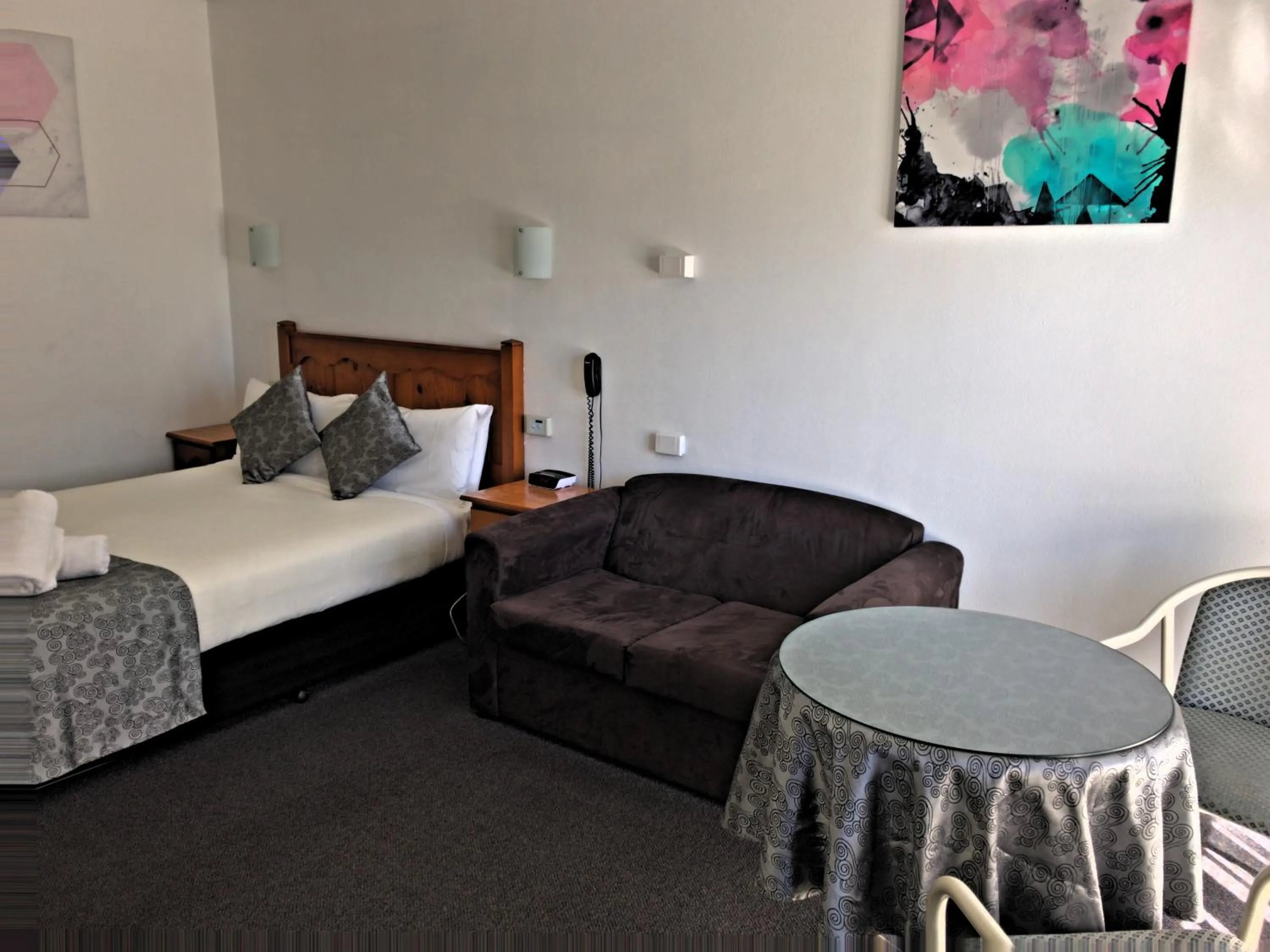 Bed in New England Motor Inn