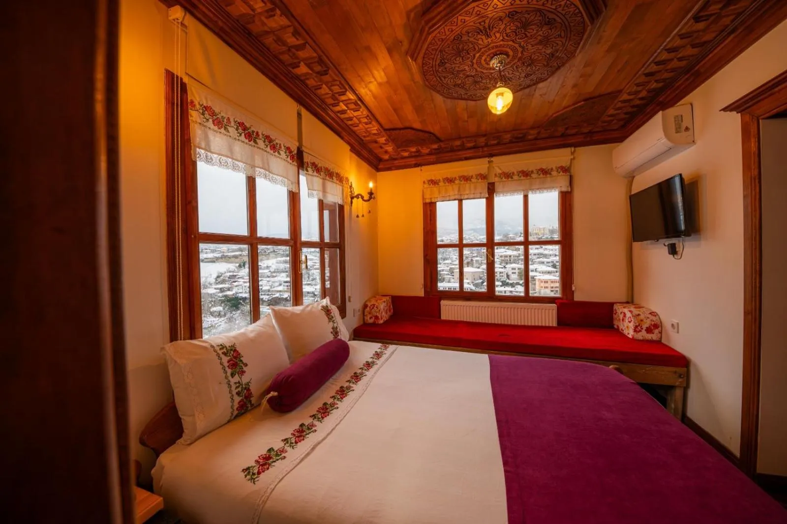 Bed in Manzara Konak Otel