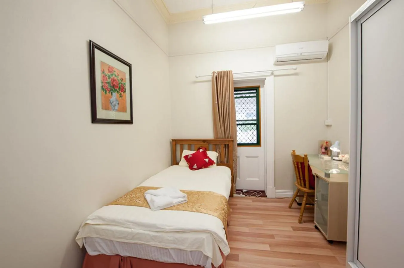 Single Room - single occupancy in Pure Land Guest House