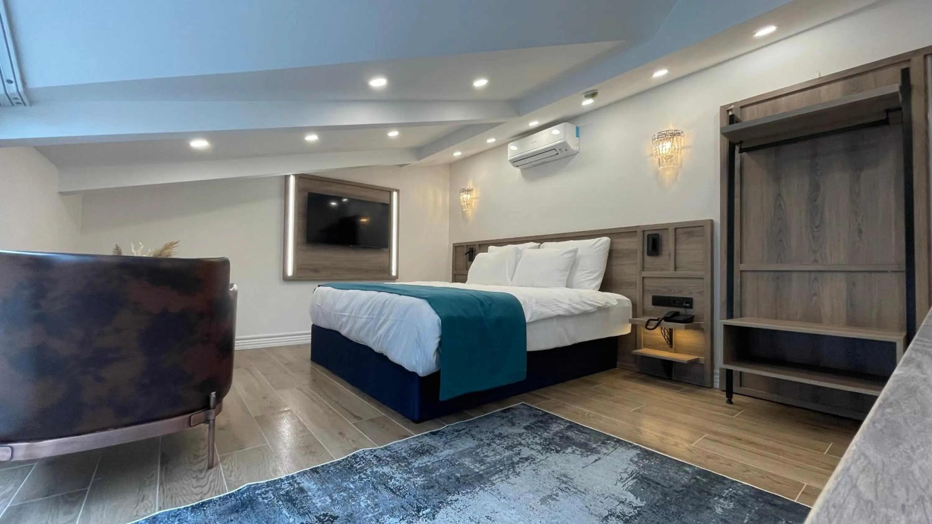 Bed in Mona Bosphorus