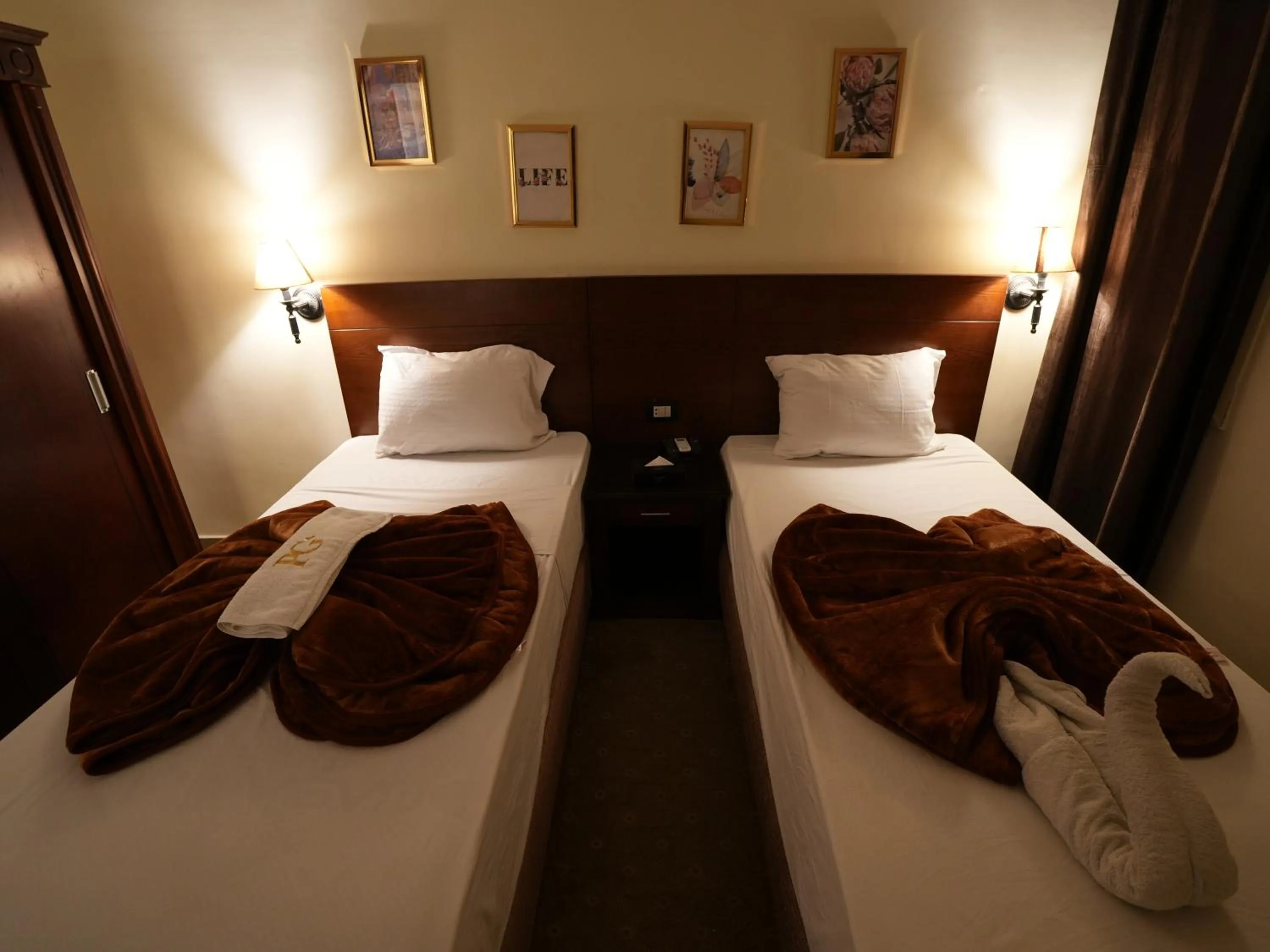 Bed in Montana Hotel