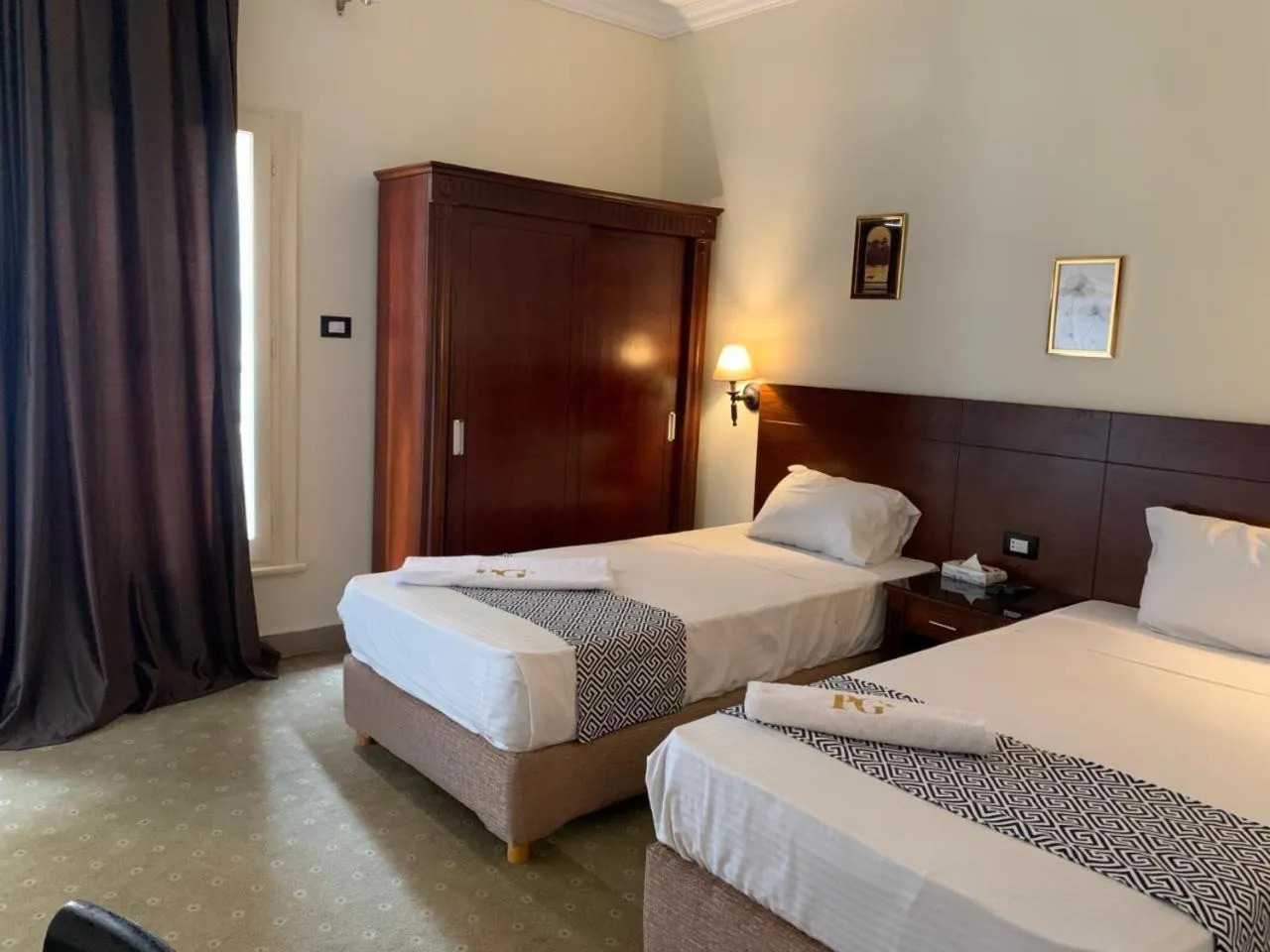 Decorative detail, Bed in Montana Hotel