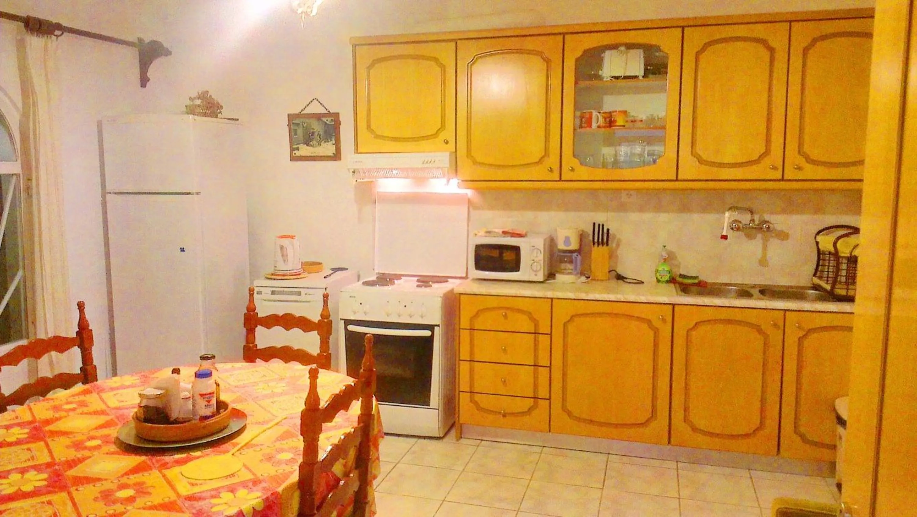 Kitchen or kitchenette in Villa Konaki