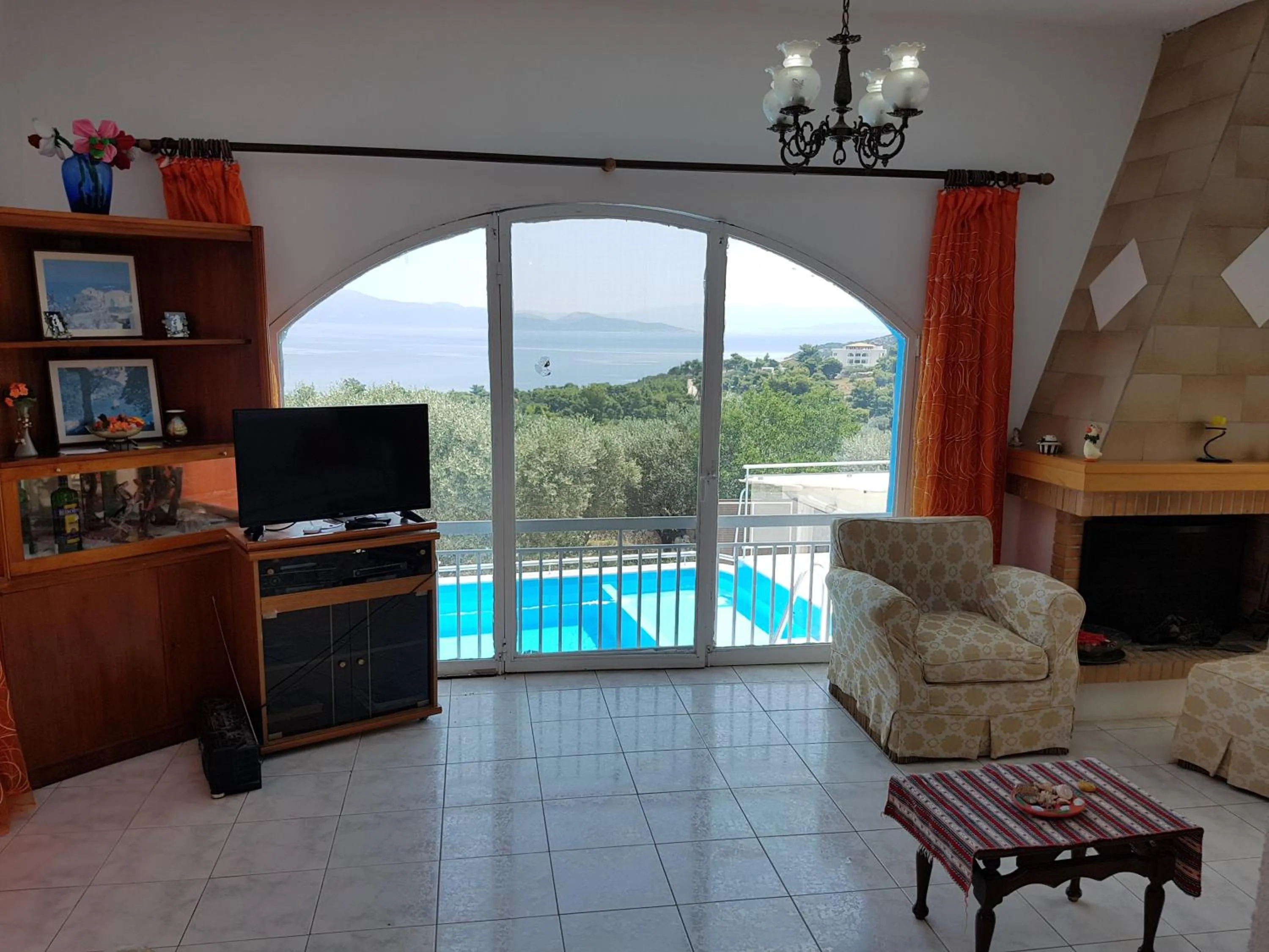 Pool view in Villa Konaki