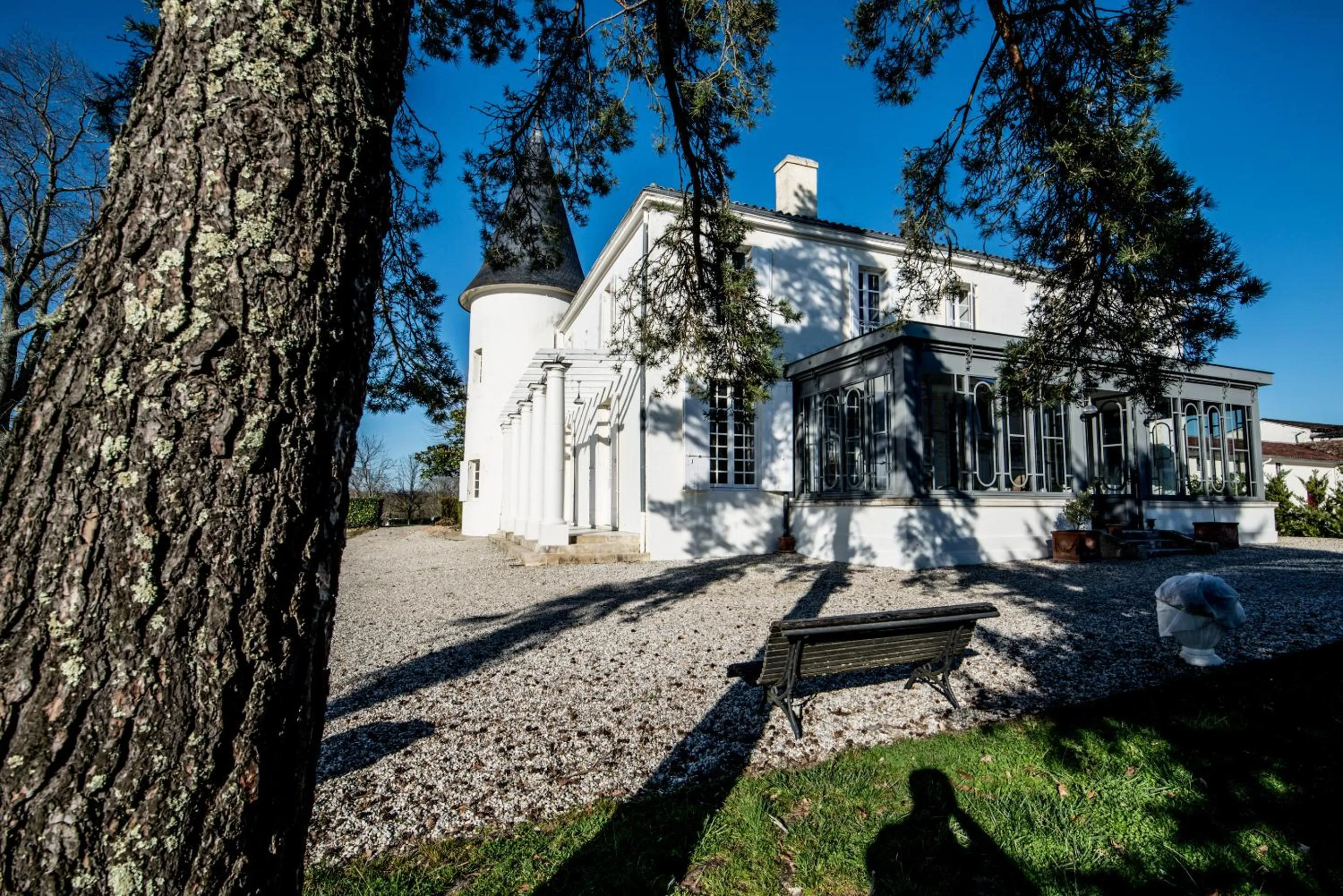 Property building in Gîte Château de Seguin