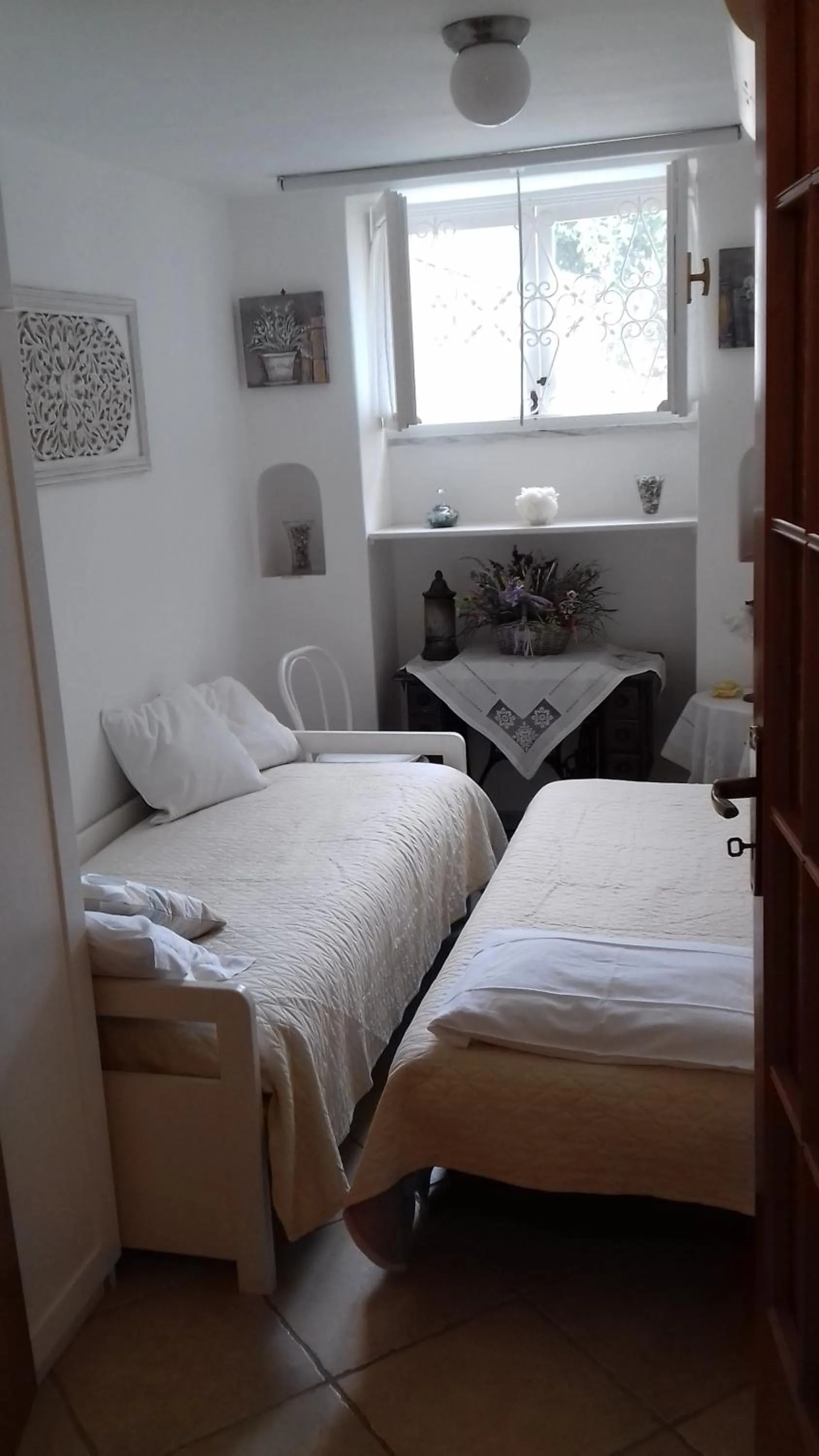 Bed in Villa Apollo B&B