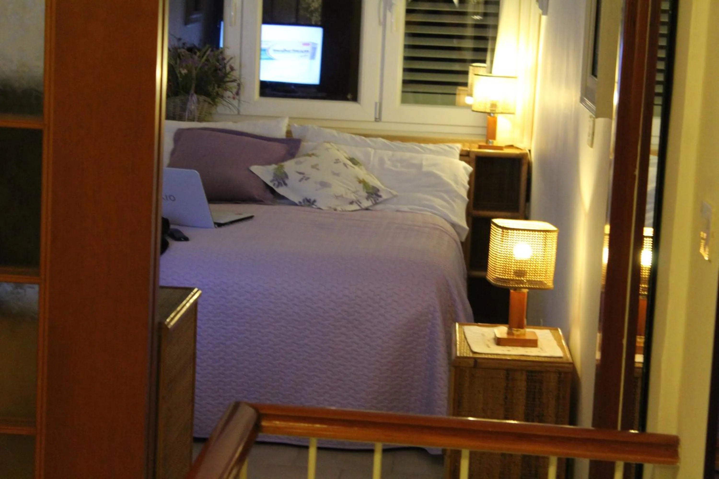 Decorative detail, Bed in Villa Apollo B&B