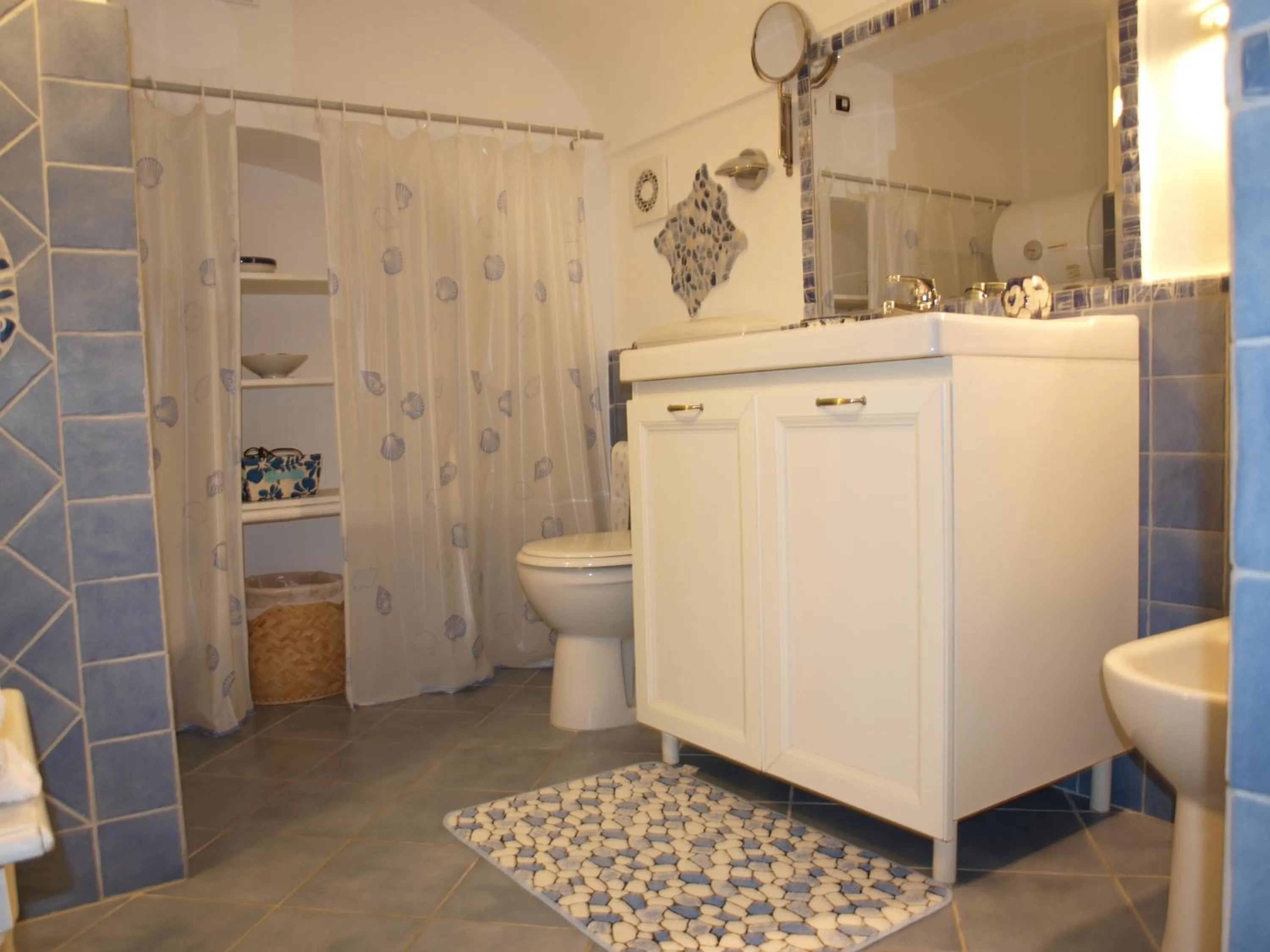 Bathroom in Villa Apollo B&B