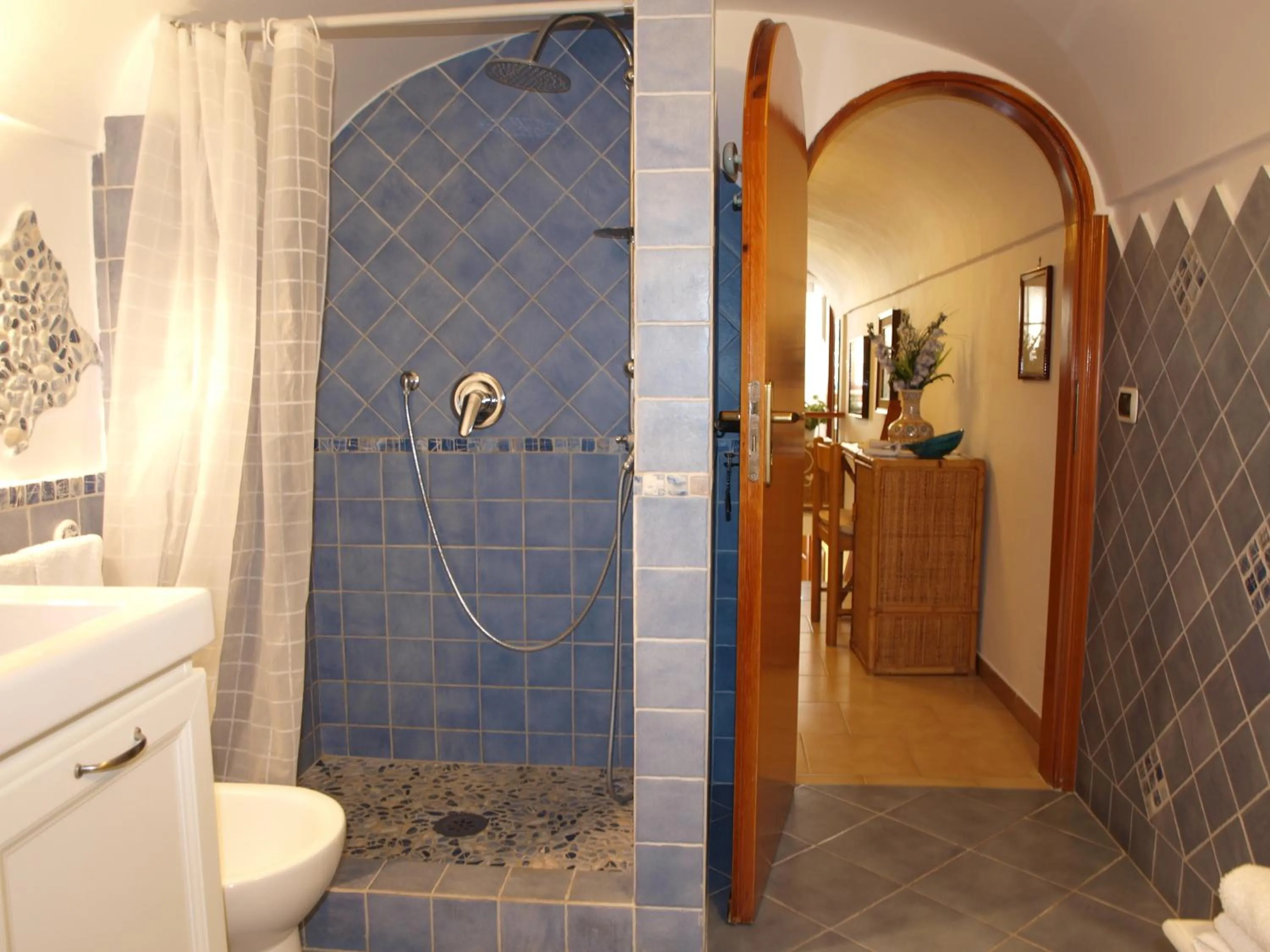 Bathroom in Villa Apollo B&B