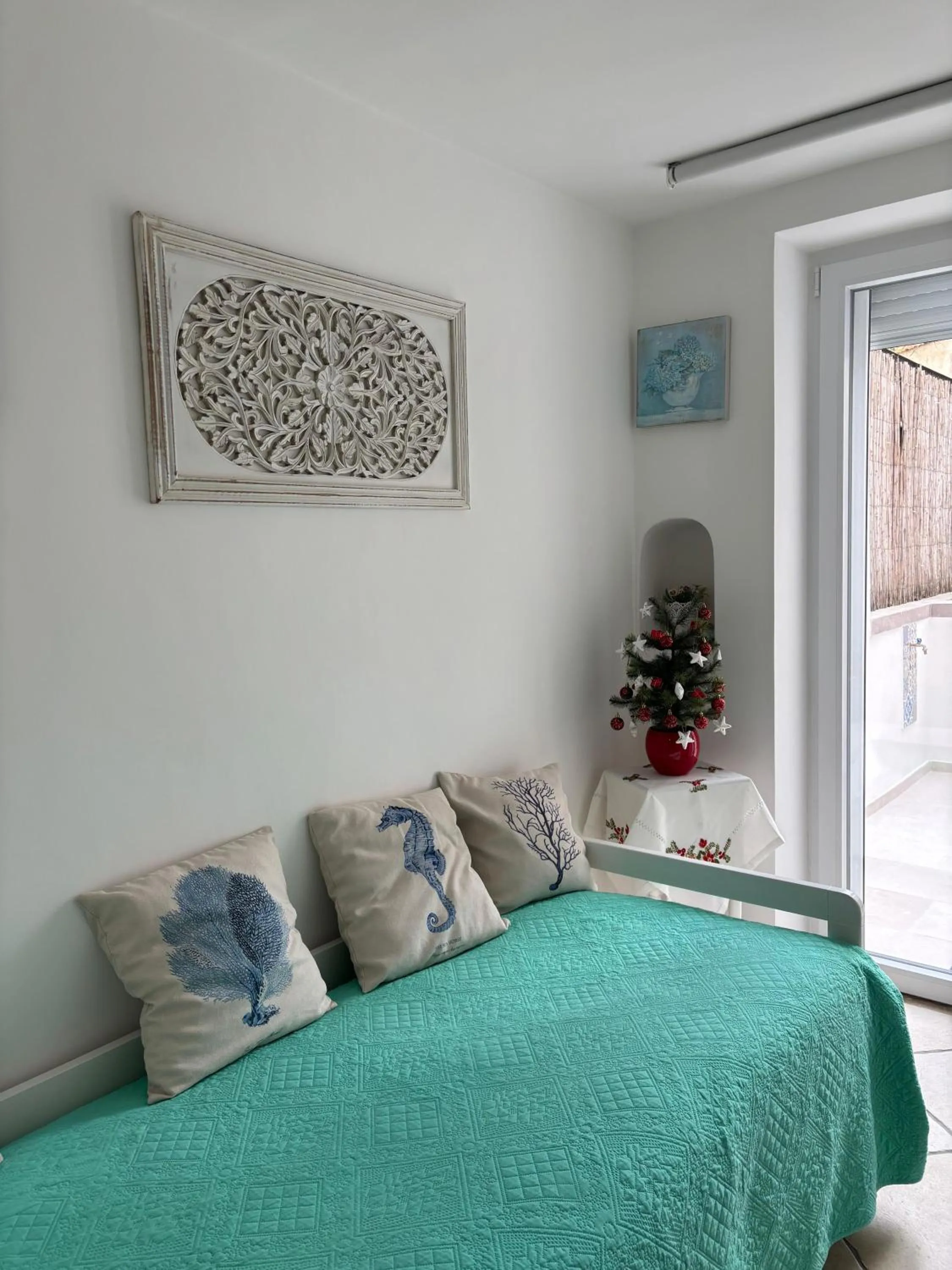 Bed in Villa Apollo B&B