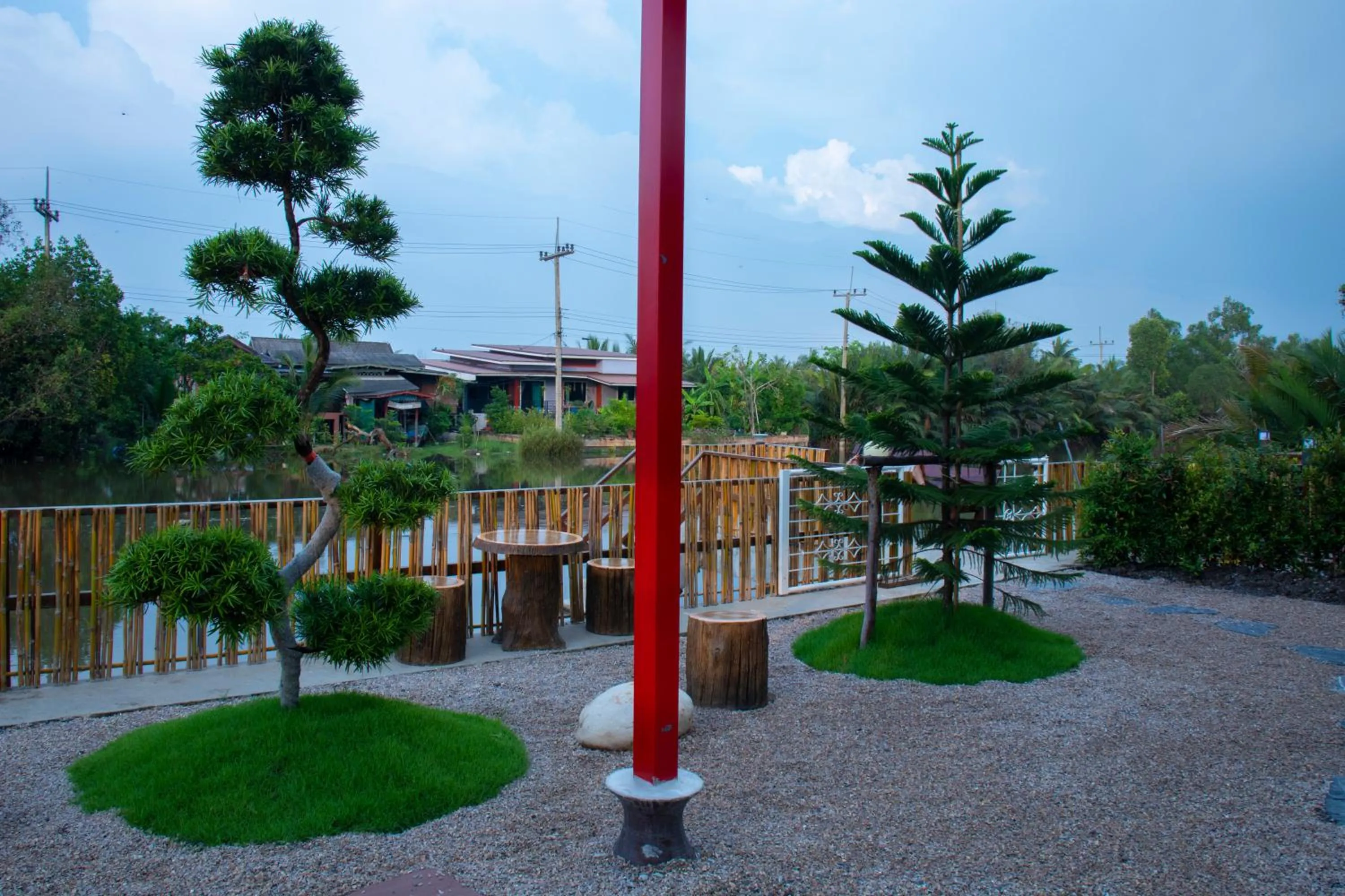 Spring in Yunoya Riverside Villa