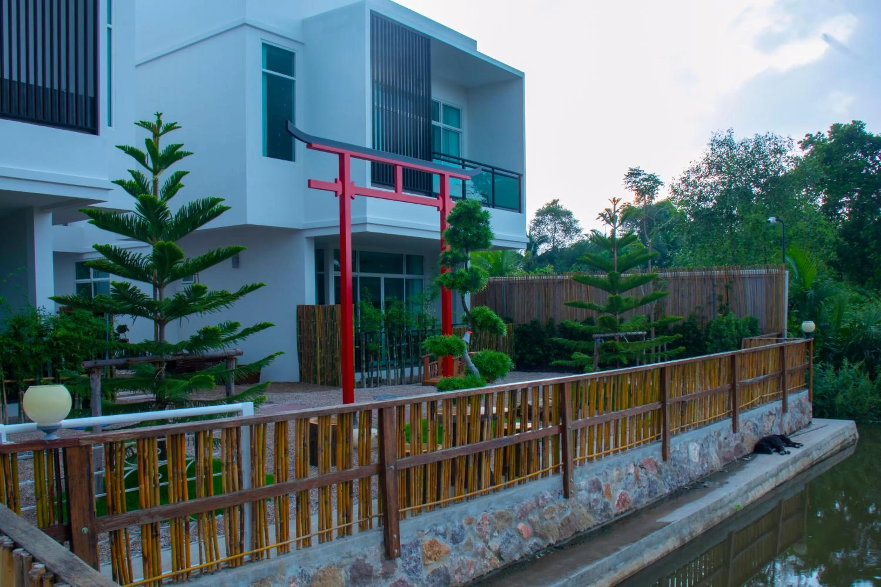 Property building in Yunoya Riverside Villa