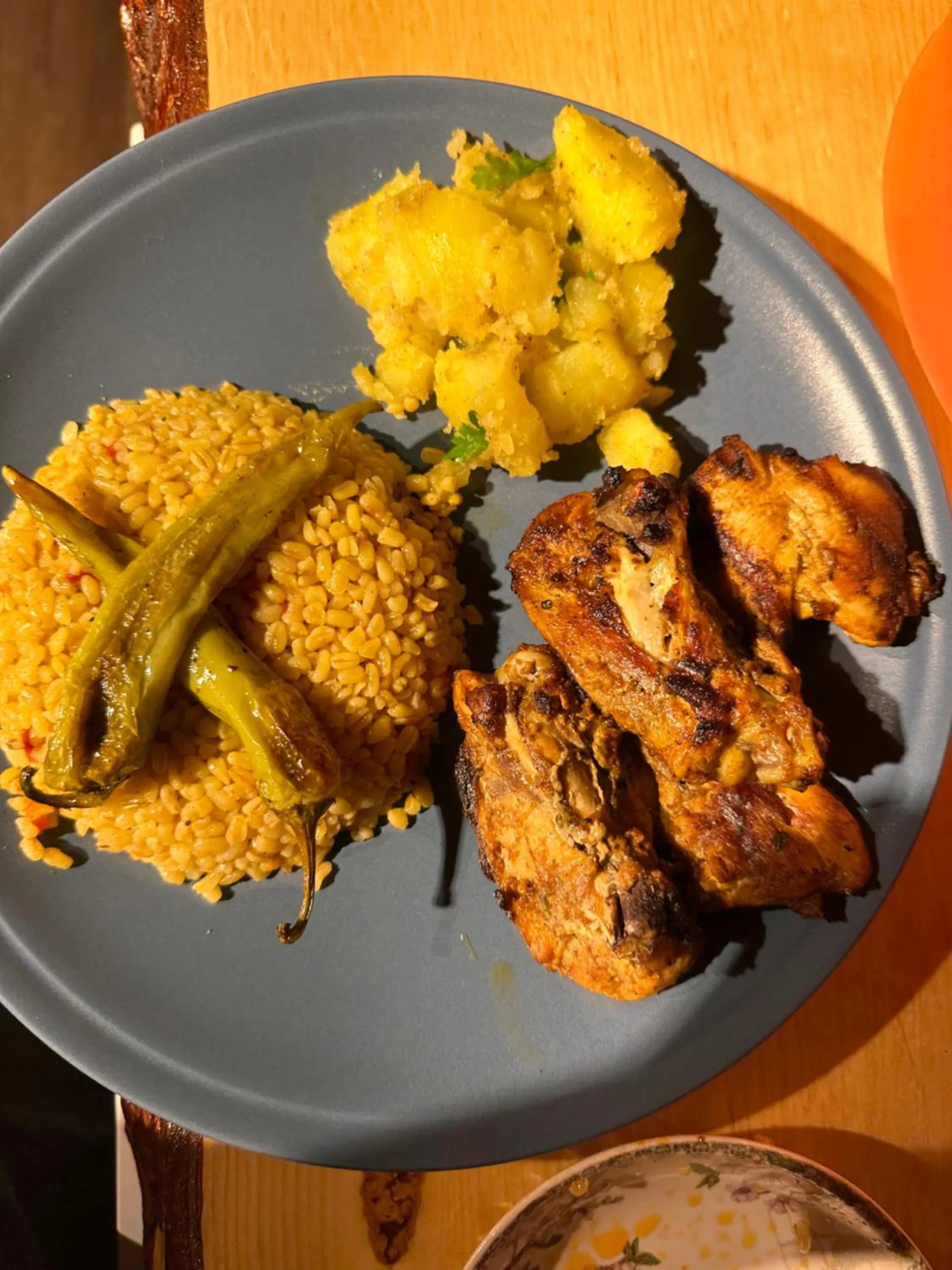 Restaurant/places to eat in Cile Vadi Bungalov