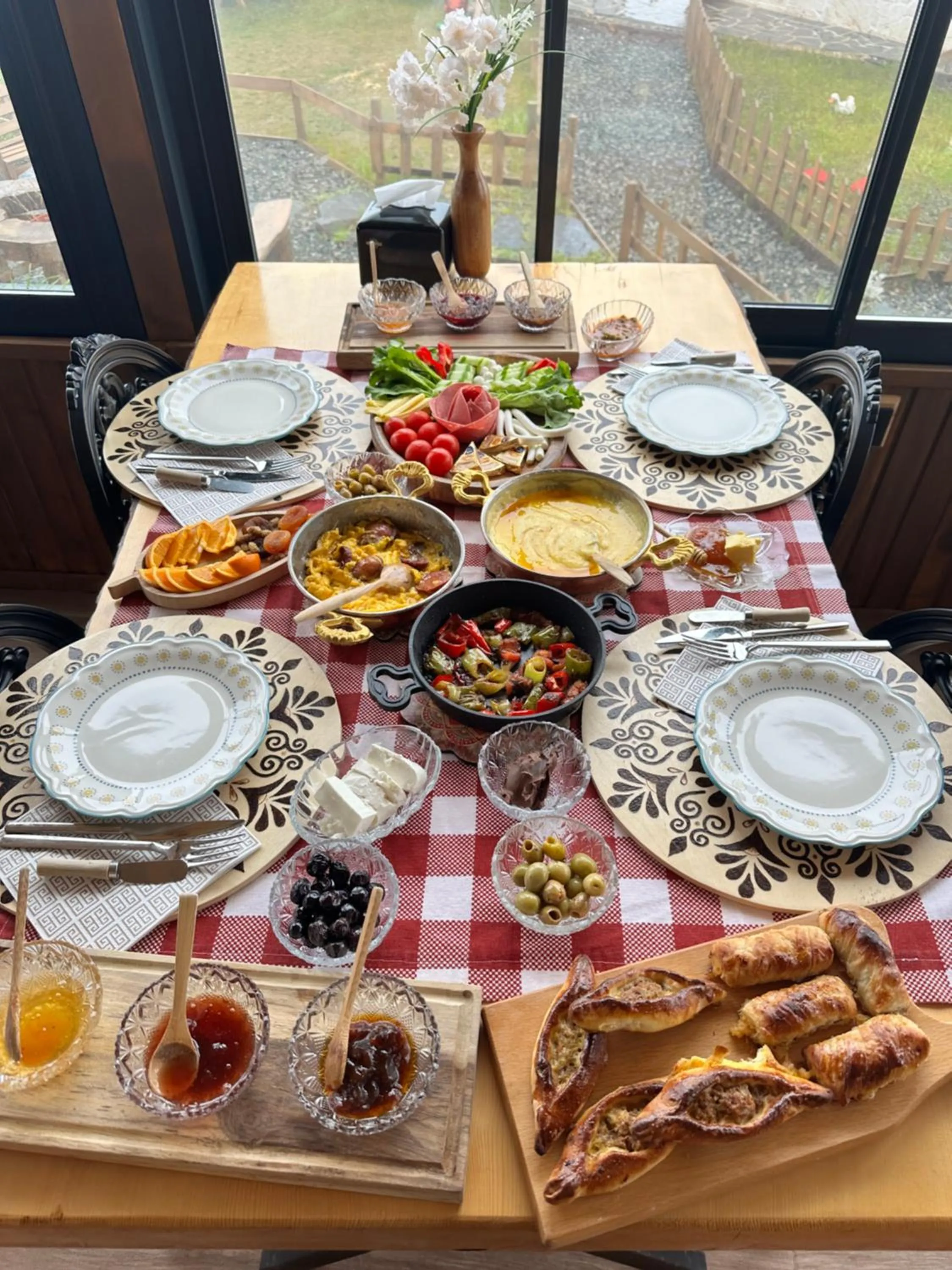 Breakfast in Cile Vadi Bungalov