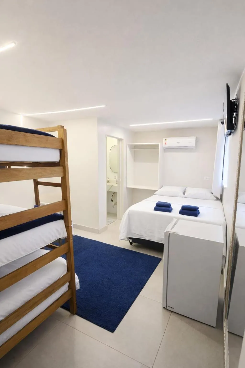 Property building, Bed in CASA HOTEL PIRACICABA