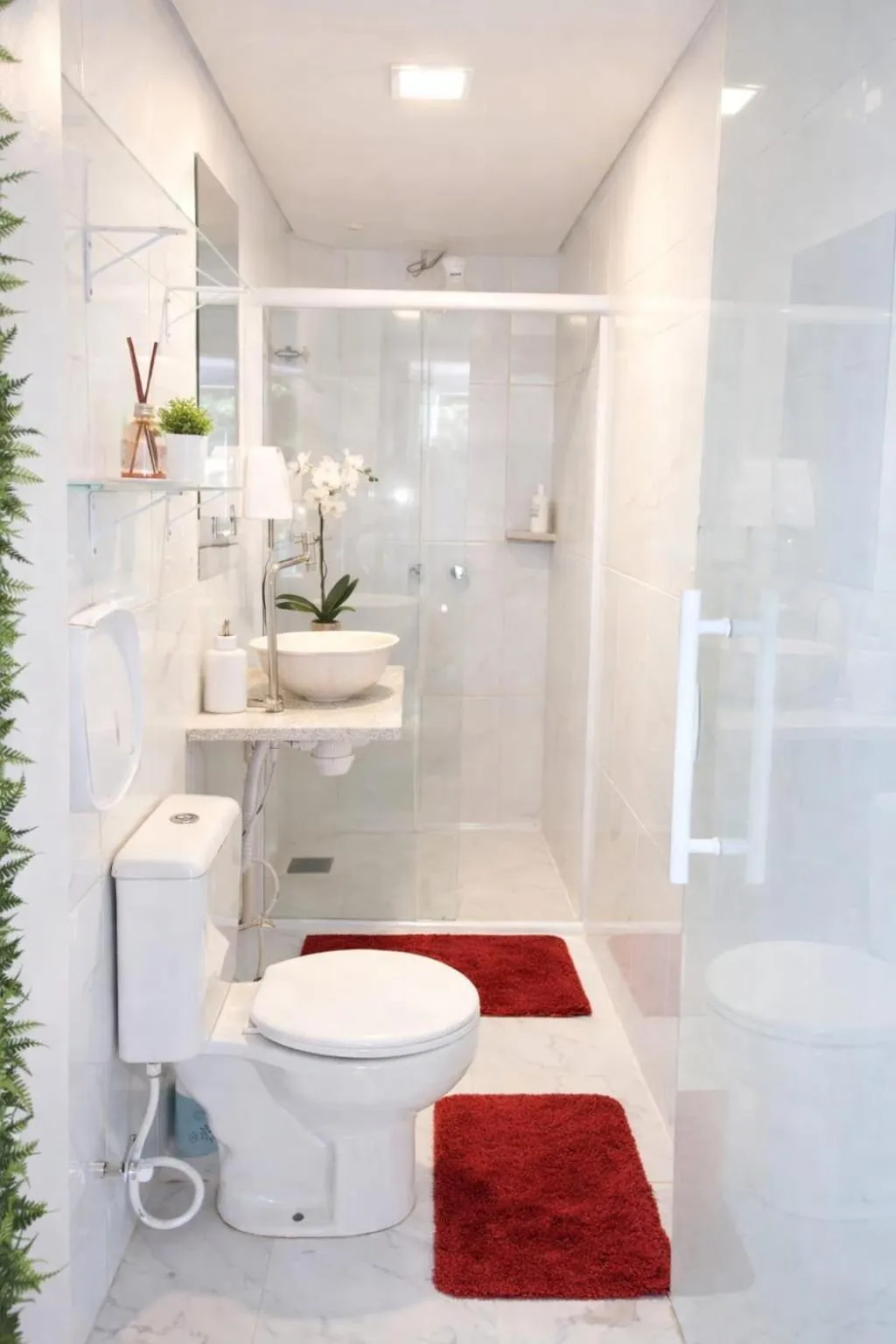 Shower in CASA HOTEL PIRACICABA