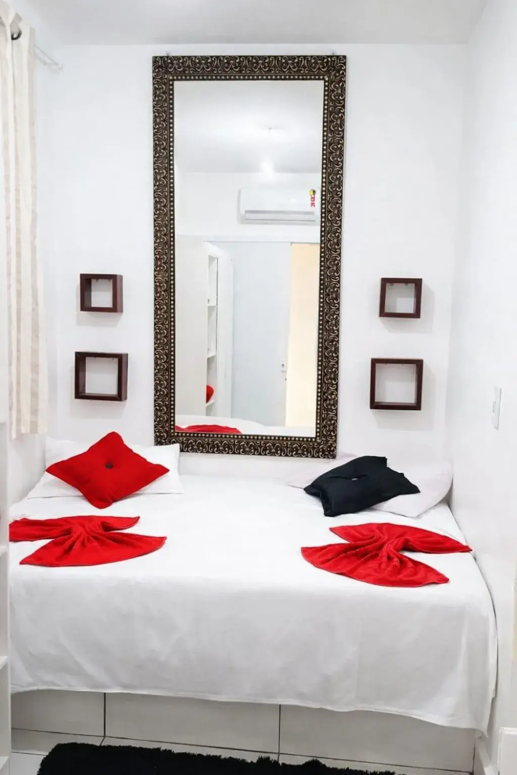 Double Room with Shared Bathroom - single occupancy in CASA HOTEL PIRACICABA Double Room with Shared Bathroom - single occupancy in CASA HOTEL PIRACICABA