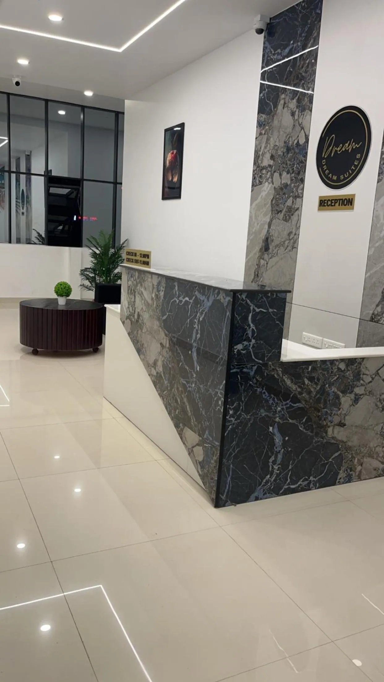 Hotel Dream Suite, Kattappana