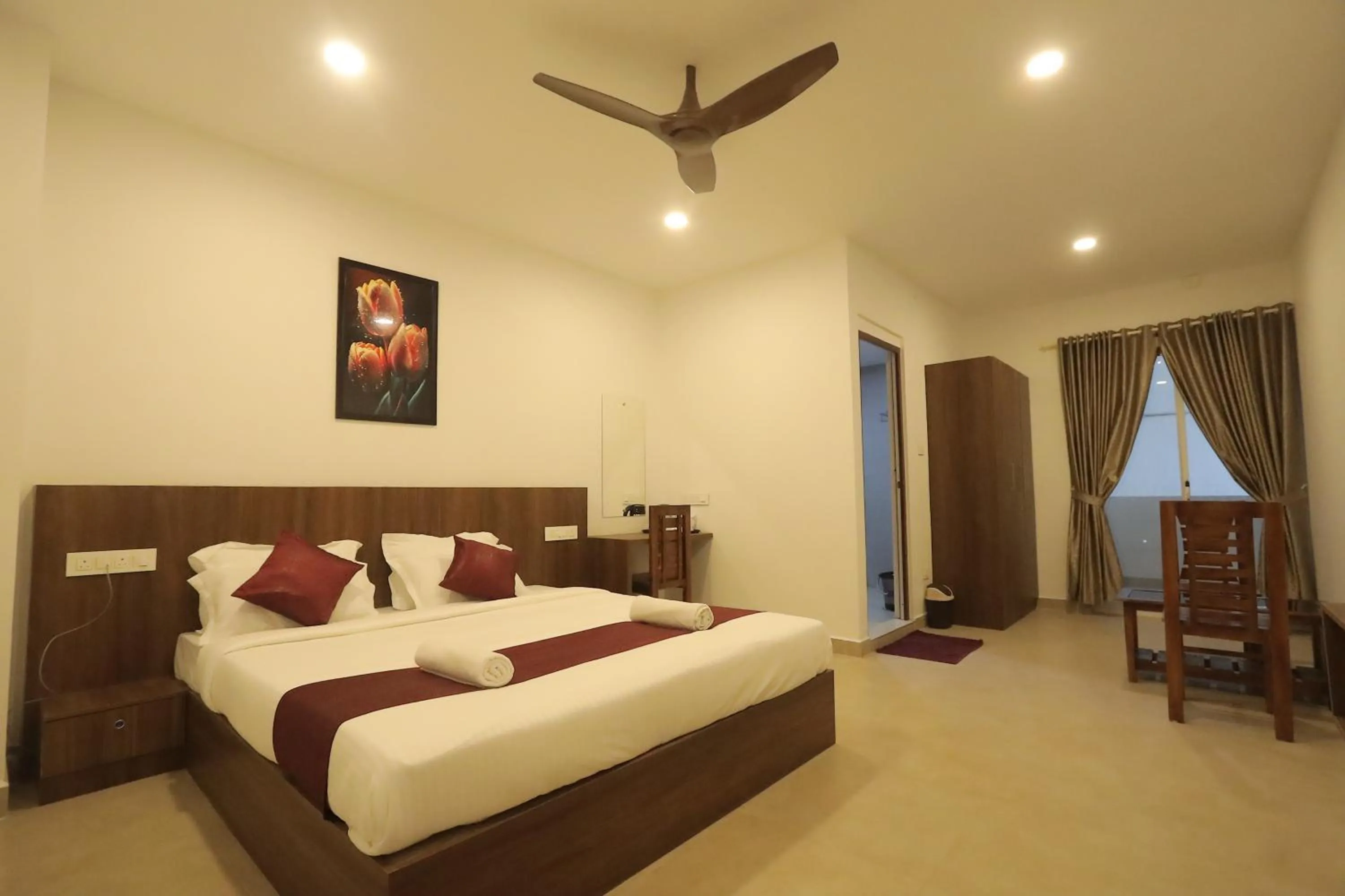 Bed in Hotel Dream Suite, Kattappana