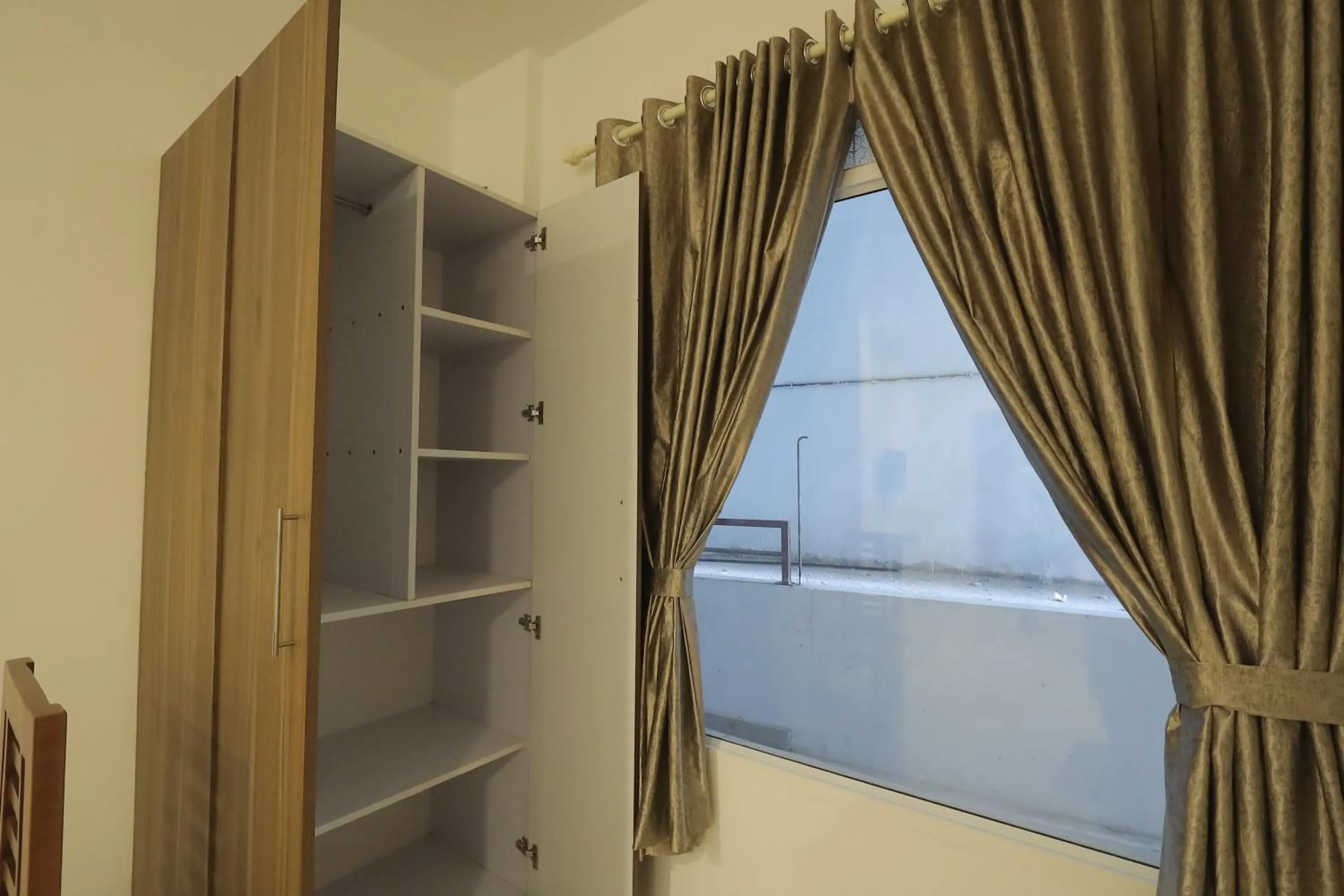 Hotel Dream Suite, Kattappana