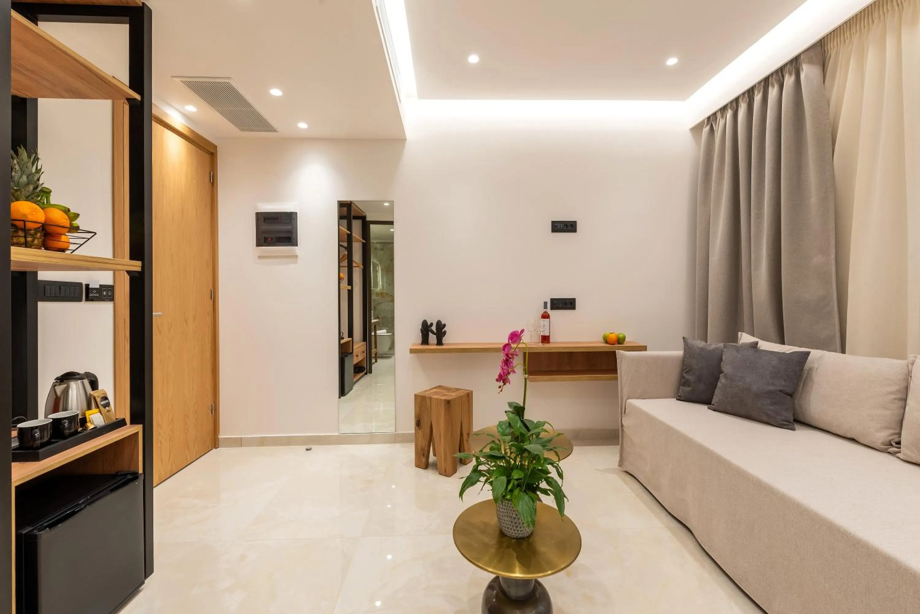 TV and multimedia in The Wine Hotel