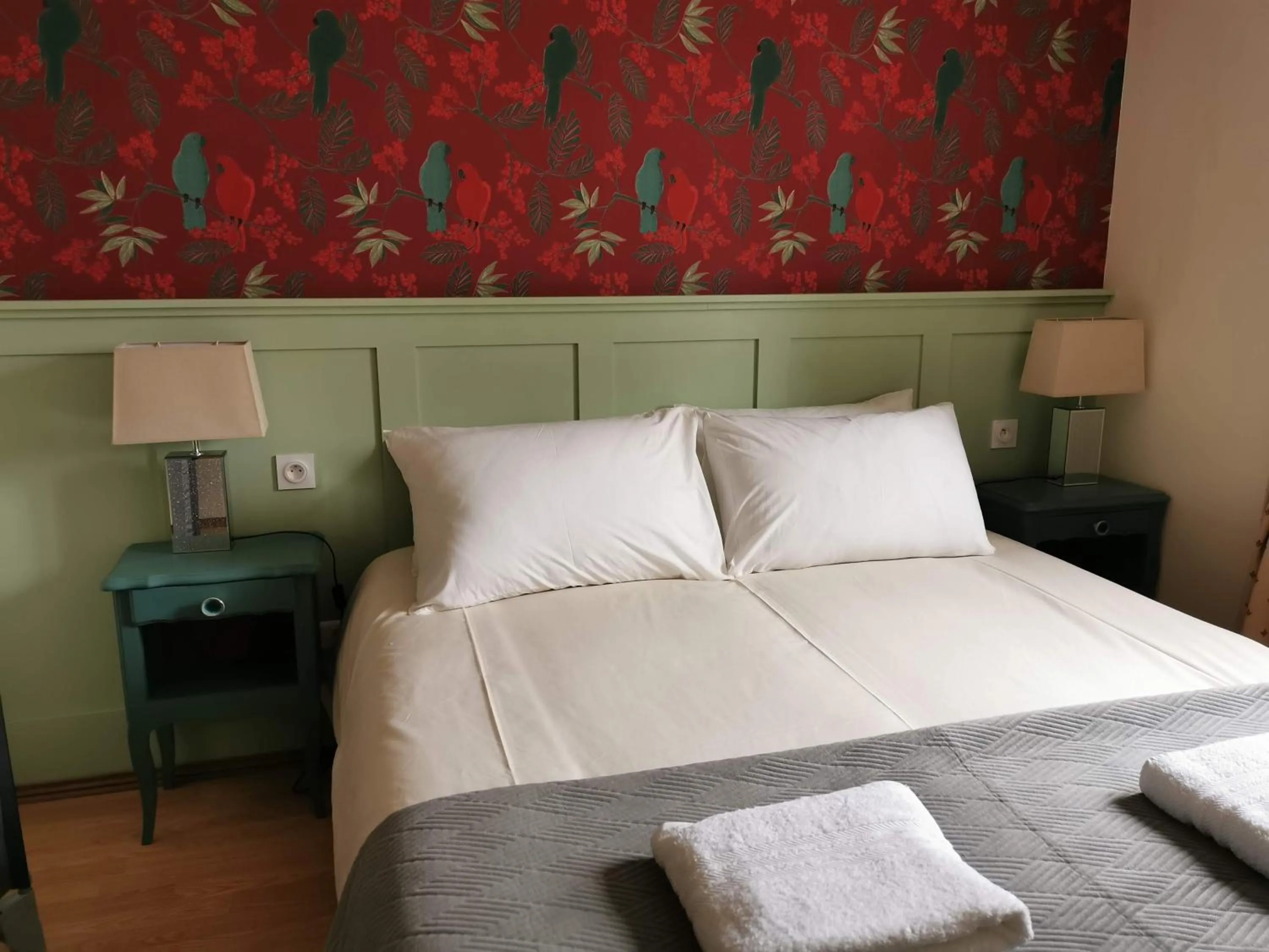 Bedroom, Bed in L'Ancienne Distillerie