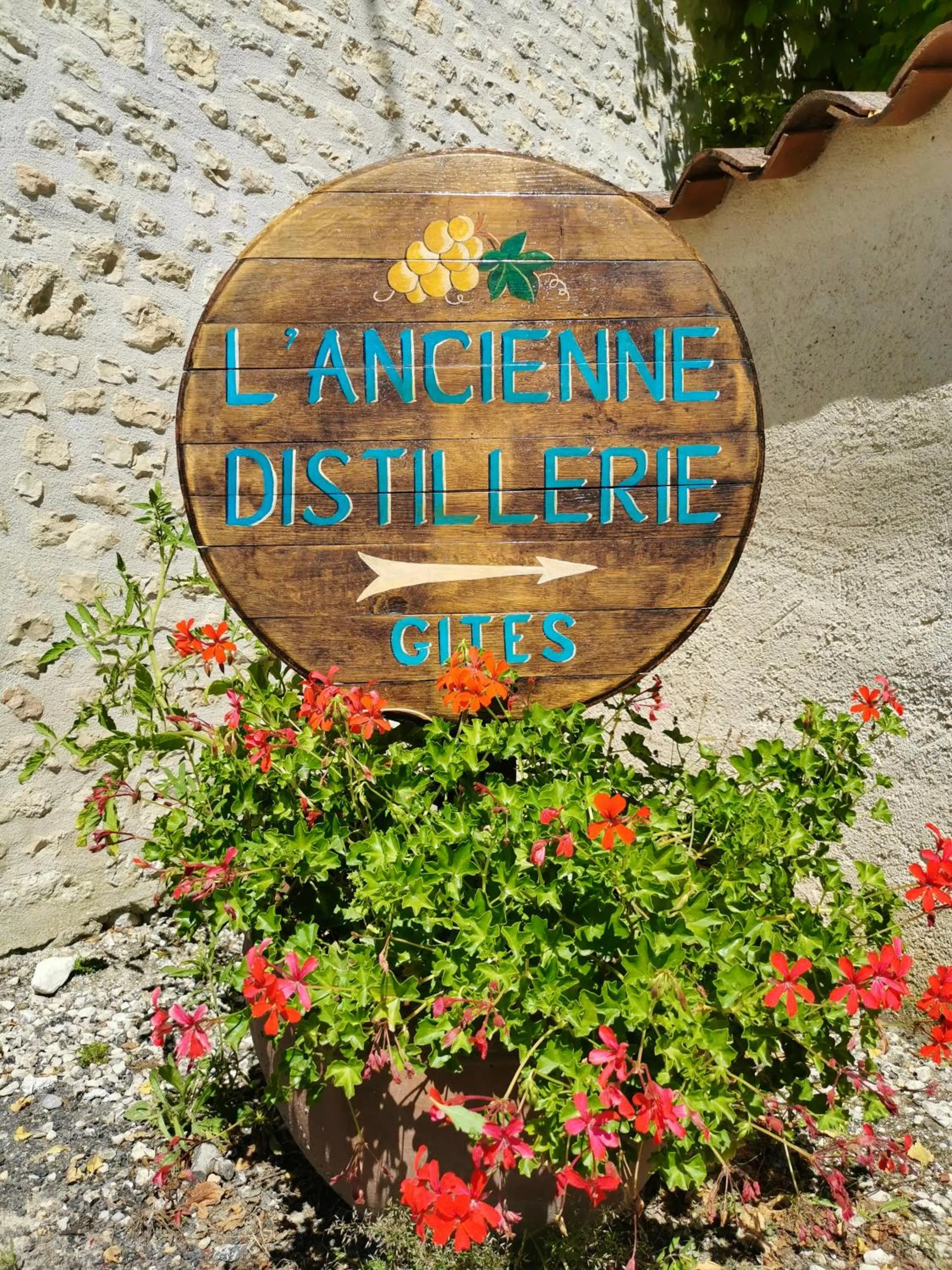 Facade/entrance in L'Ancienne Distillerie