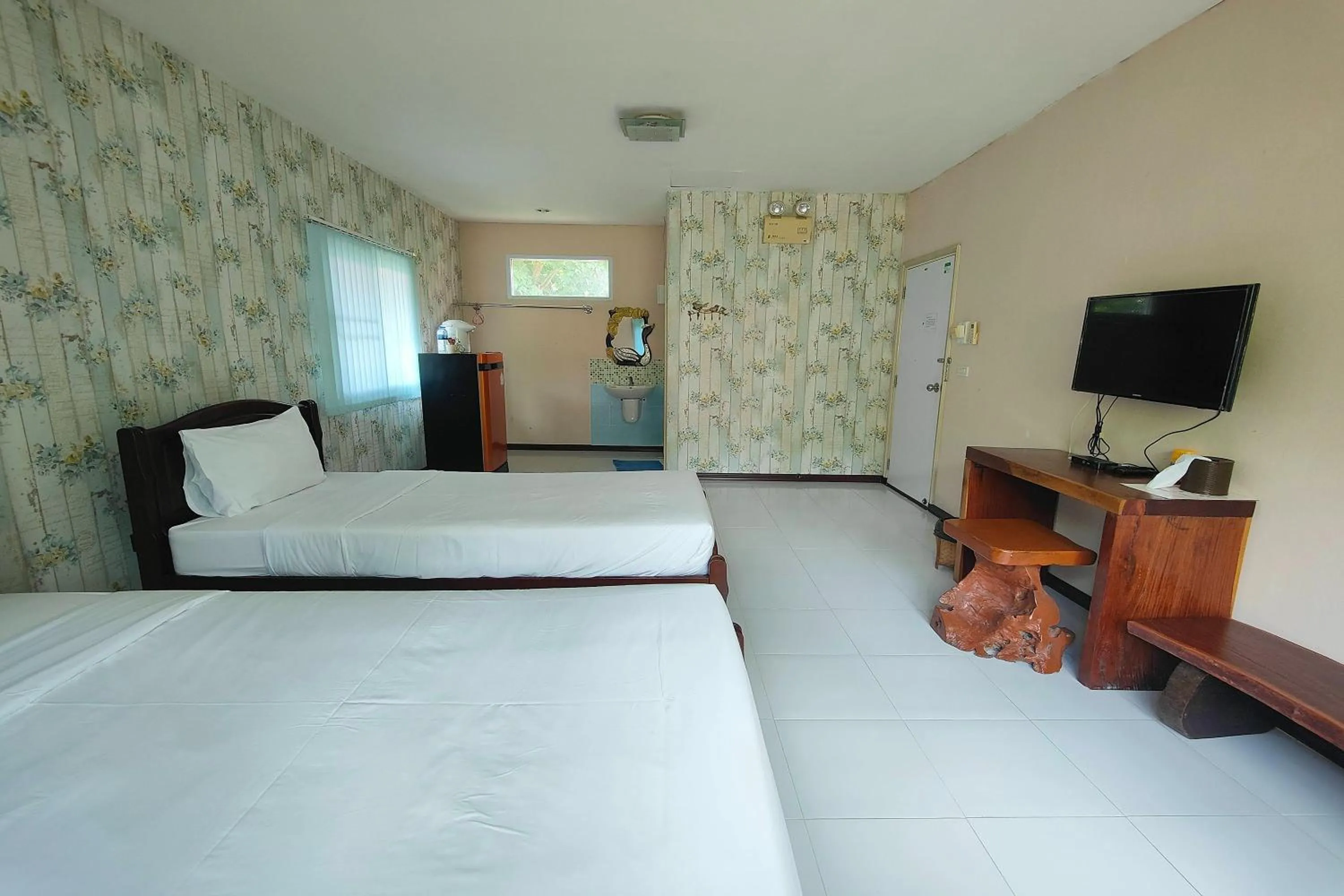 Bed in The Creek Resort