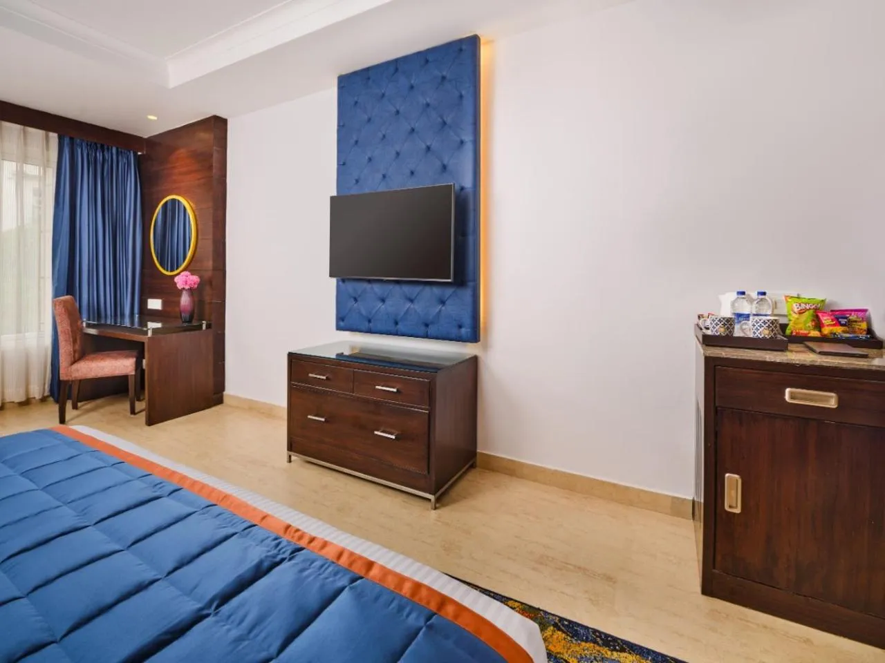 TV and multimedia, Bed in Fortune Park, Katra - Member ITC Hotels' Group