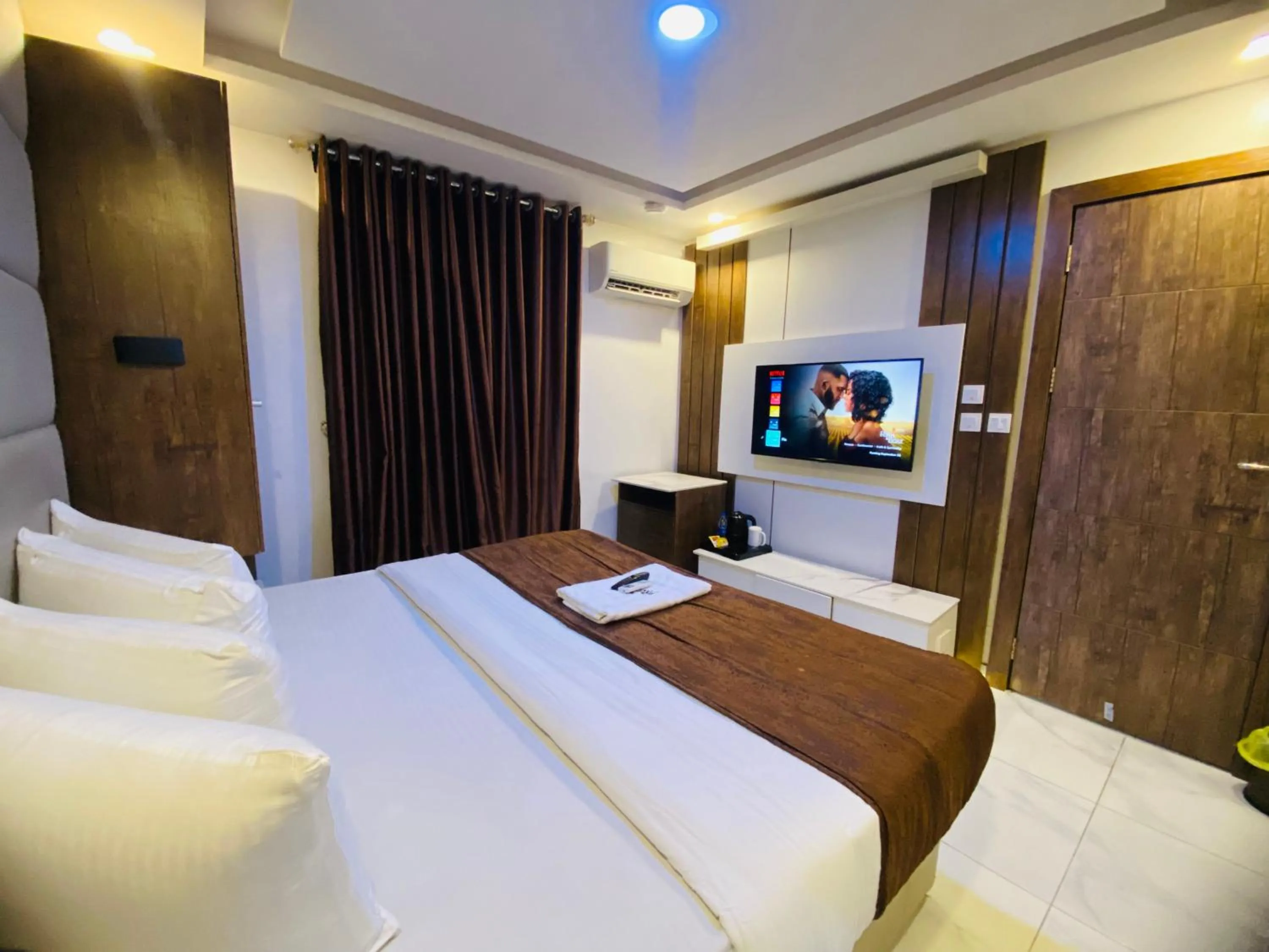 Bed in Presken Hotels Water Cooperation, Victoria Island