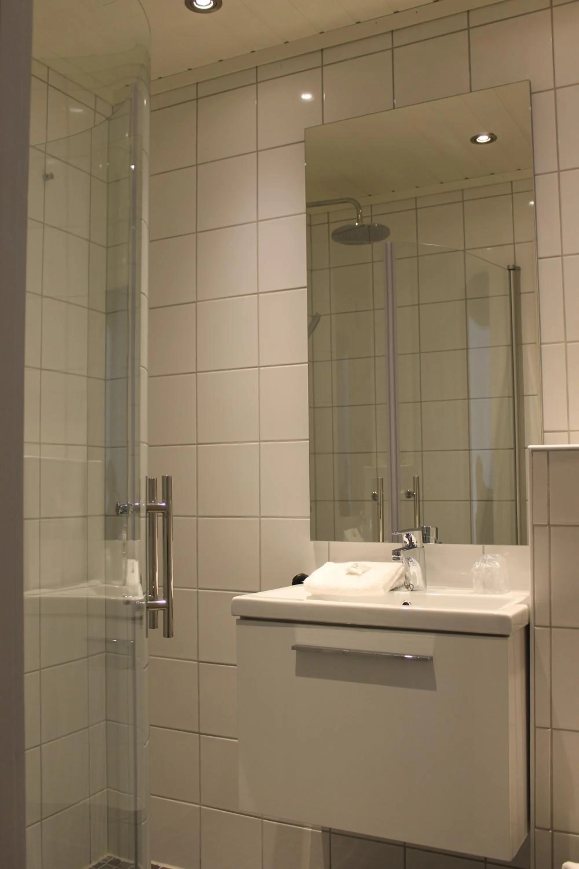 Bathroom in Stalheim Hotel