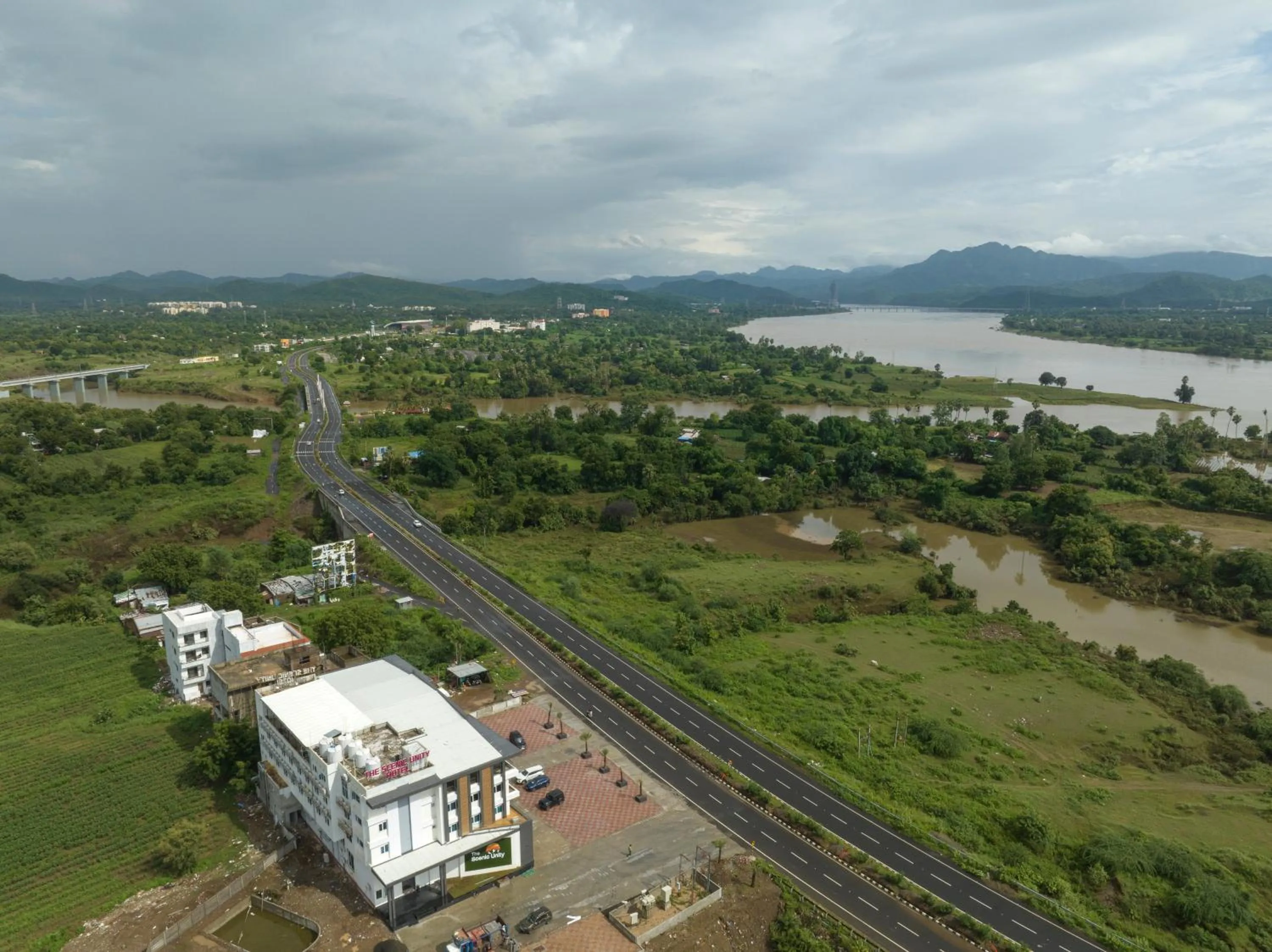Lake view in The Scenic Unity