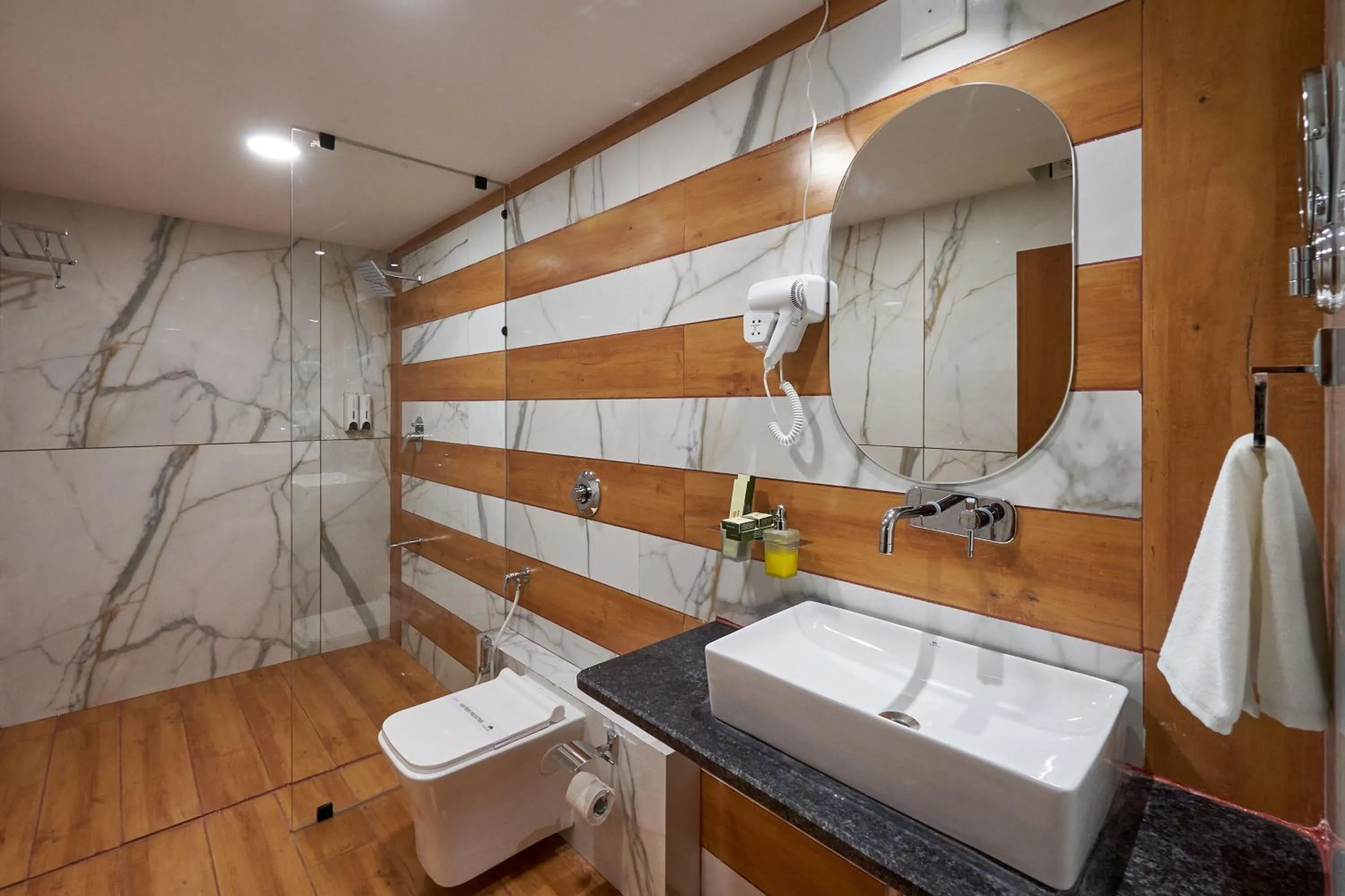 Bathroom in The Scenic Unity