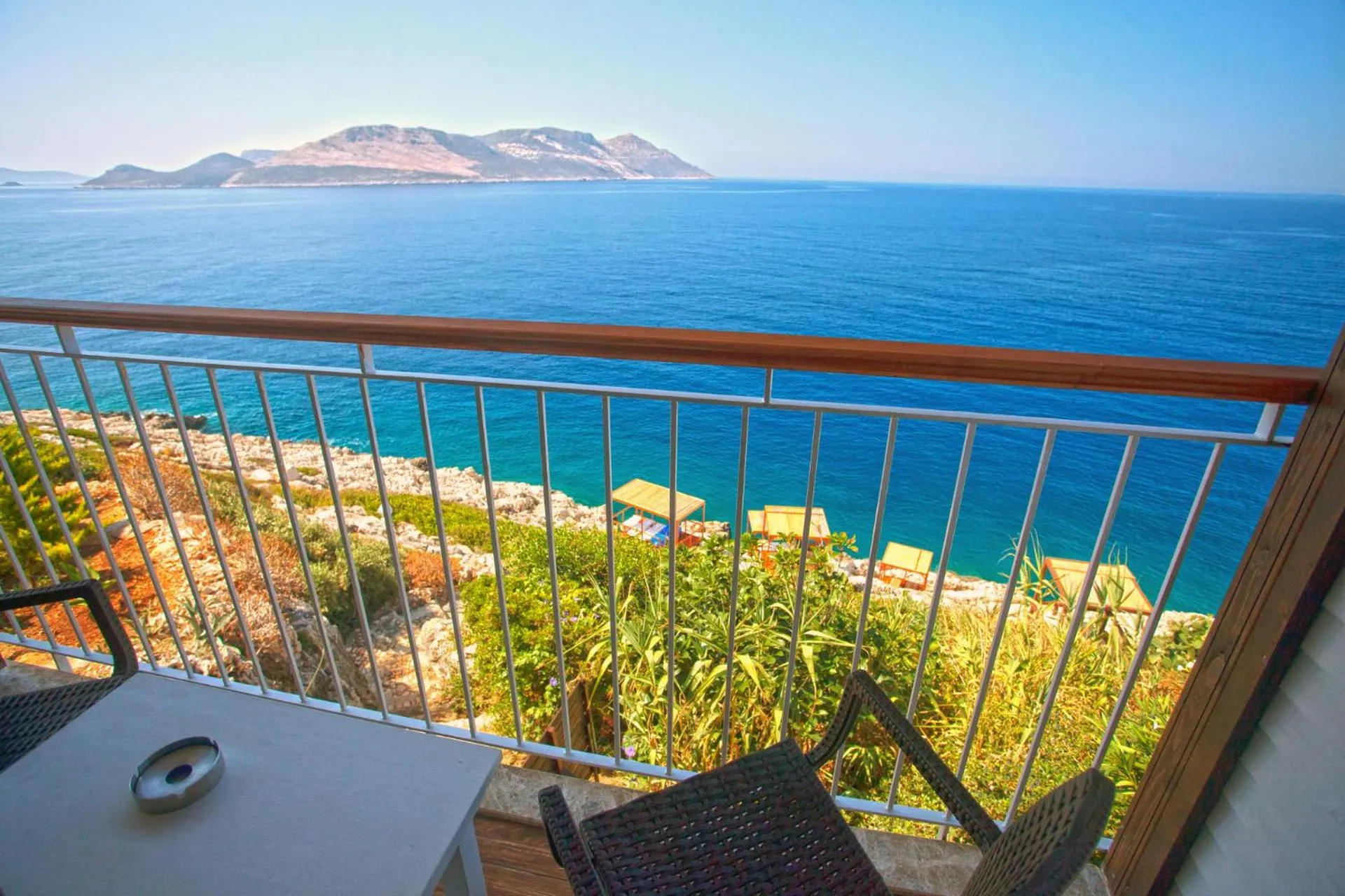 Balcony/Terrace in Sunset Villa Hotel