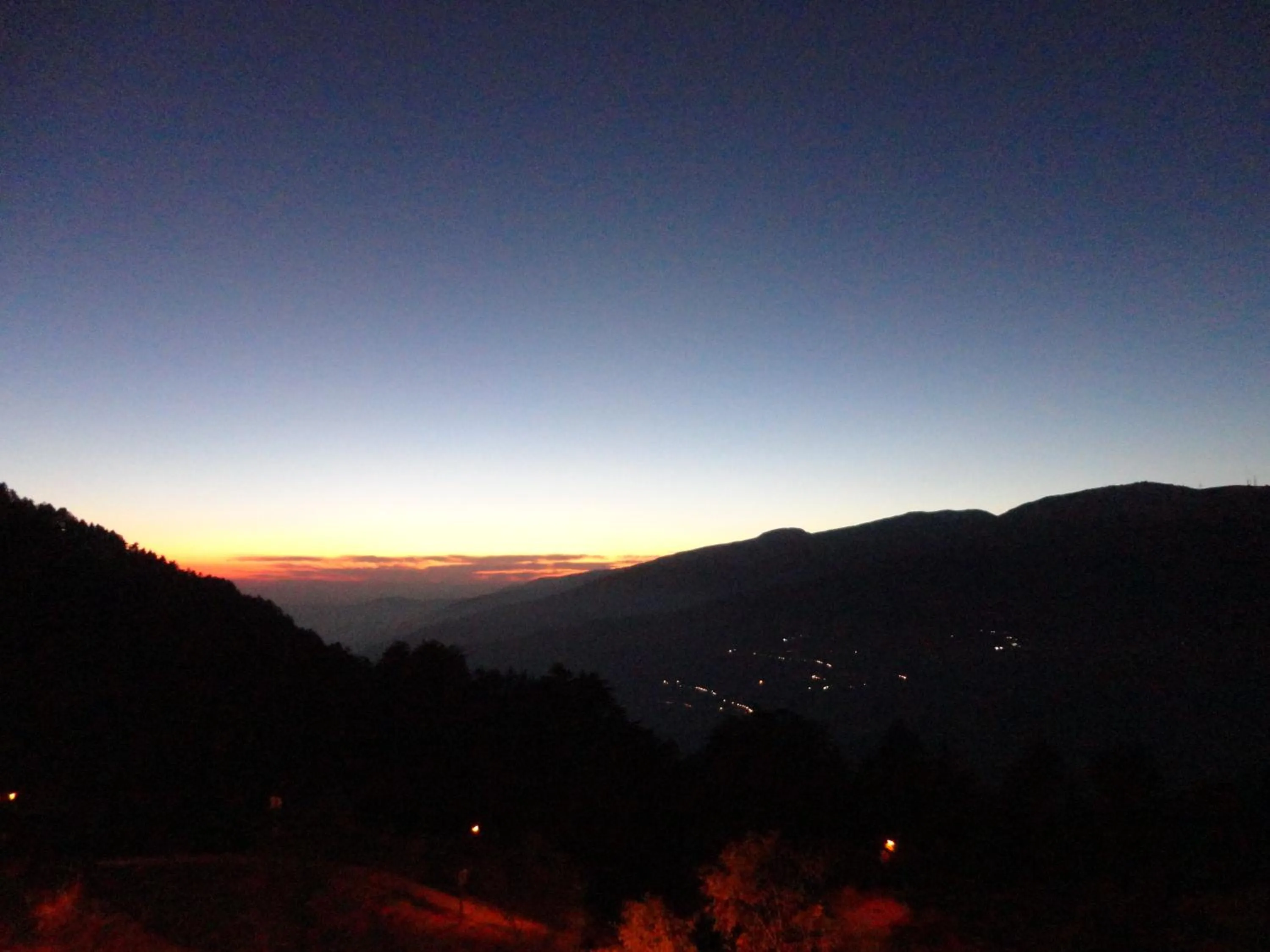 Sunset in Vardaan Hotels - PatniTop