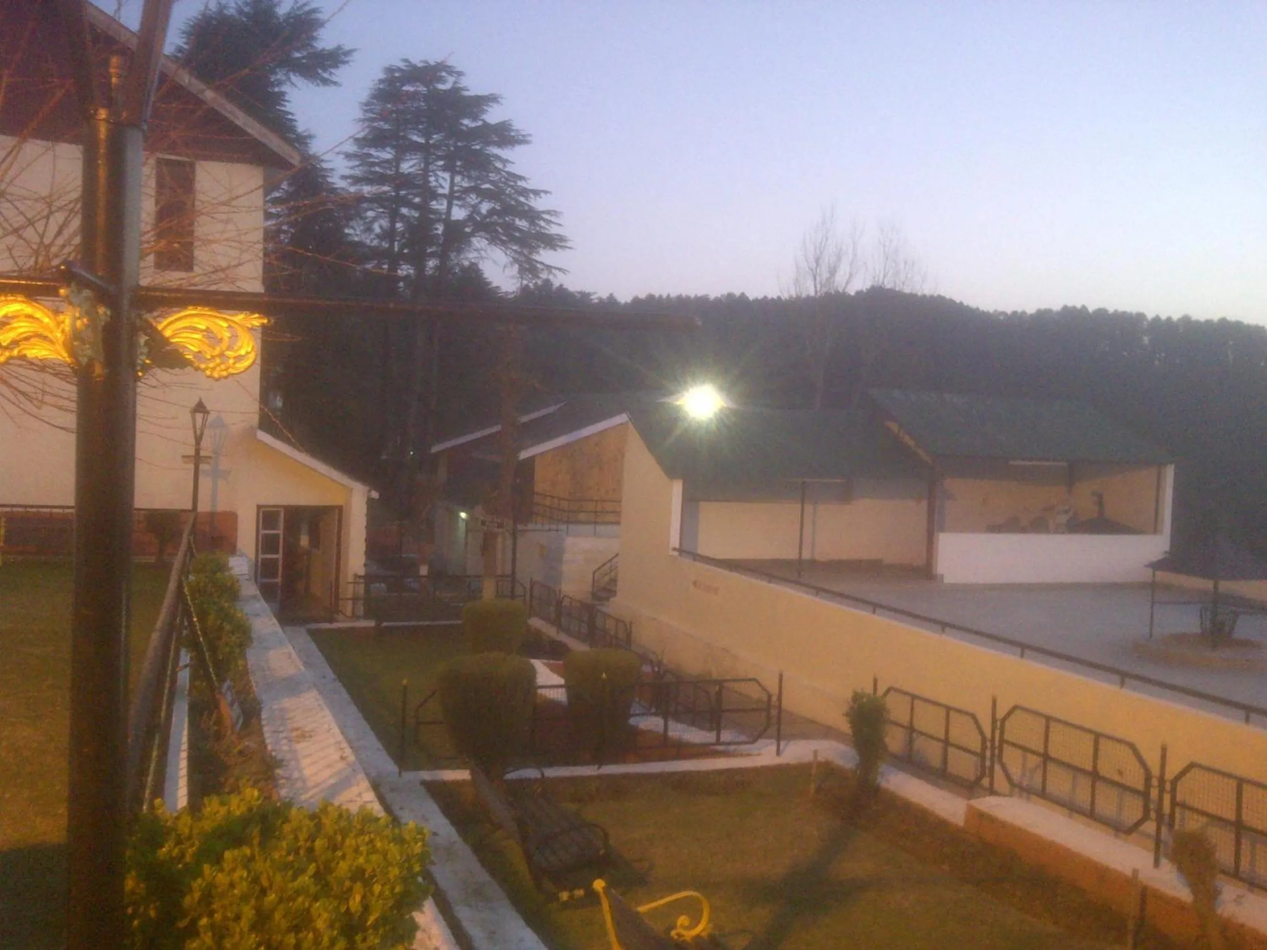 Sunset in Vardaan Hotels - PatniTop