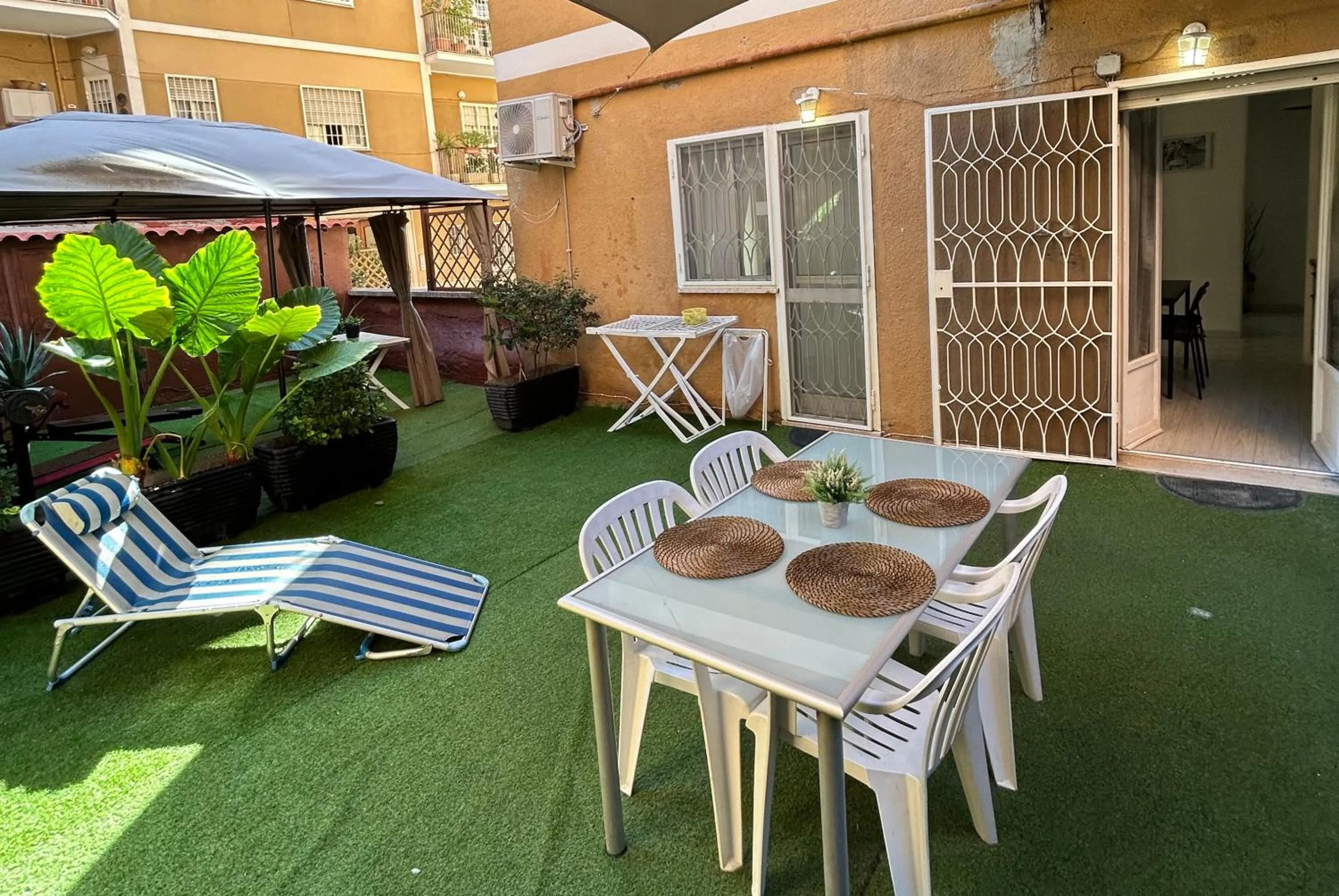 Candelor House - Apartment & Garden in Gianicolense