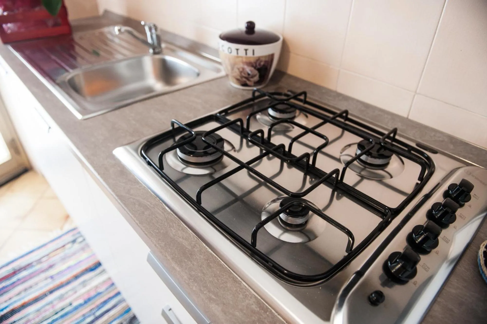 Communal kitchen in Bed and Breakfast Sapore di Sale