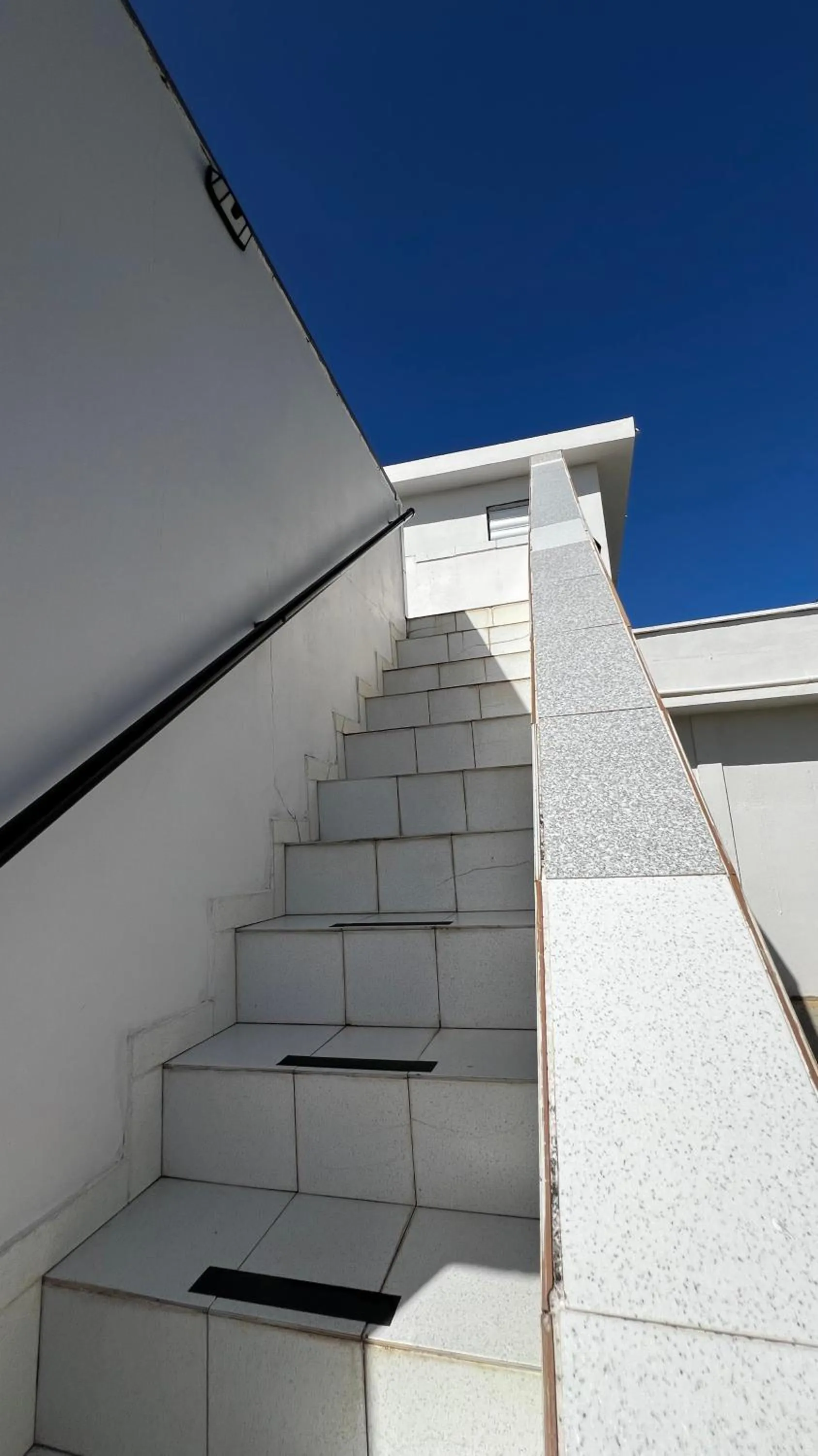 Property building in Villa Alborada