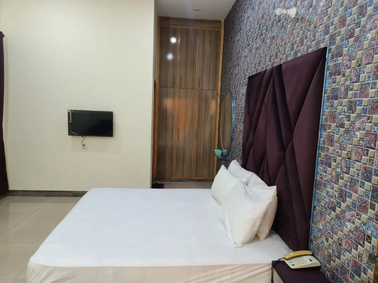 Photo of the whole room in Hotel The Taj Multan