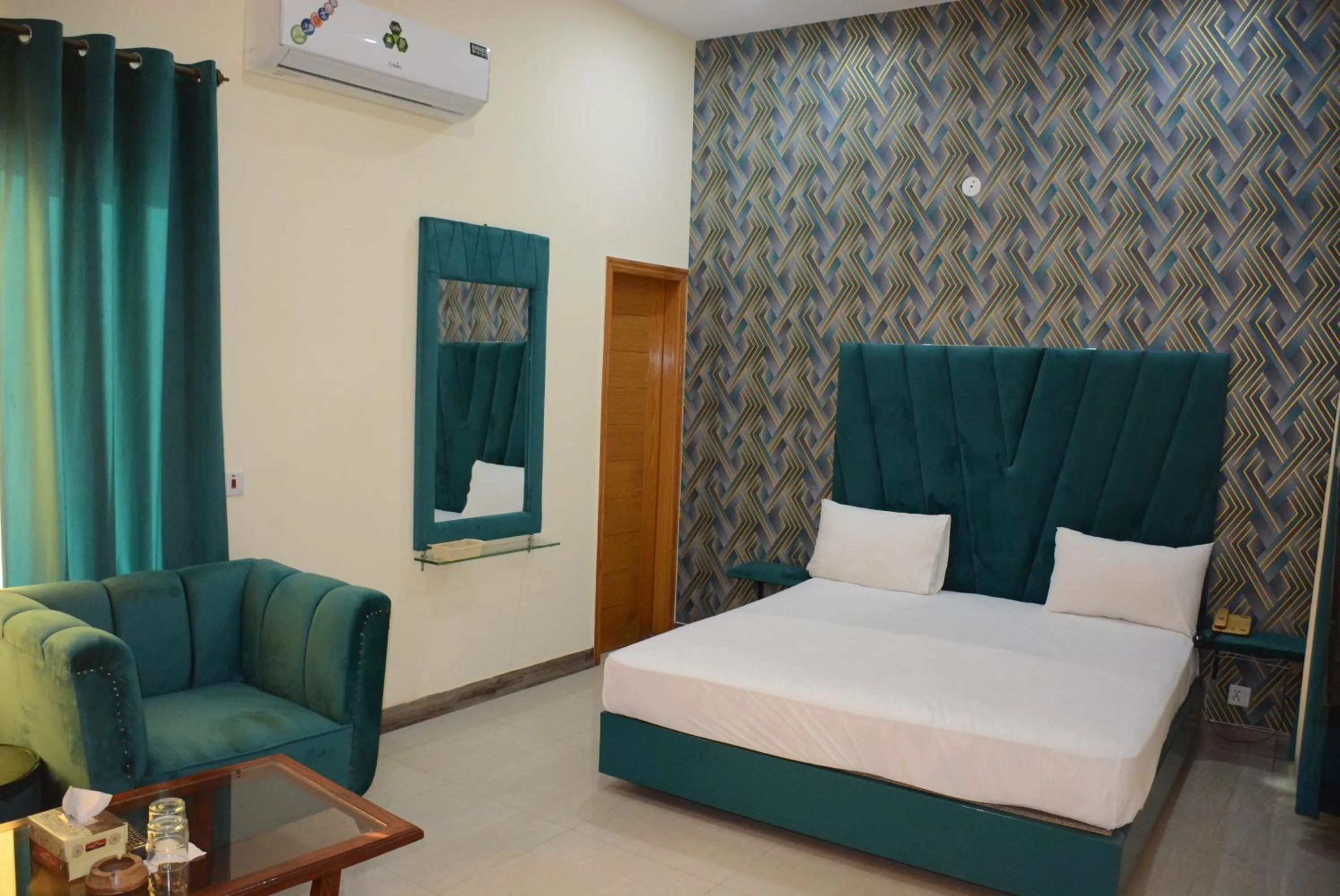 Photo of the whole room in Hotel The Taj Multan