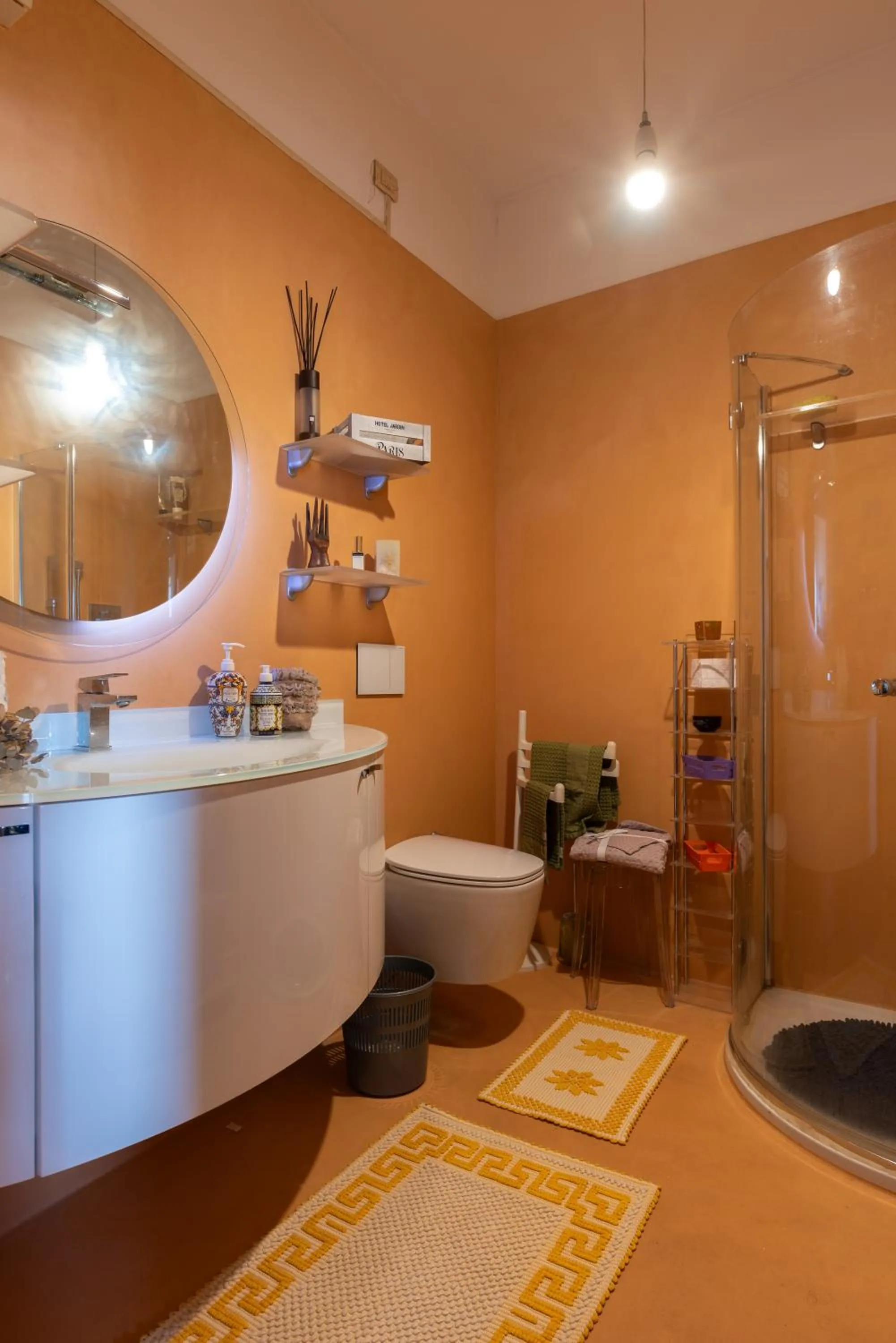 Shower in Borgo Masini Gold