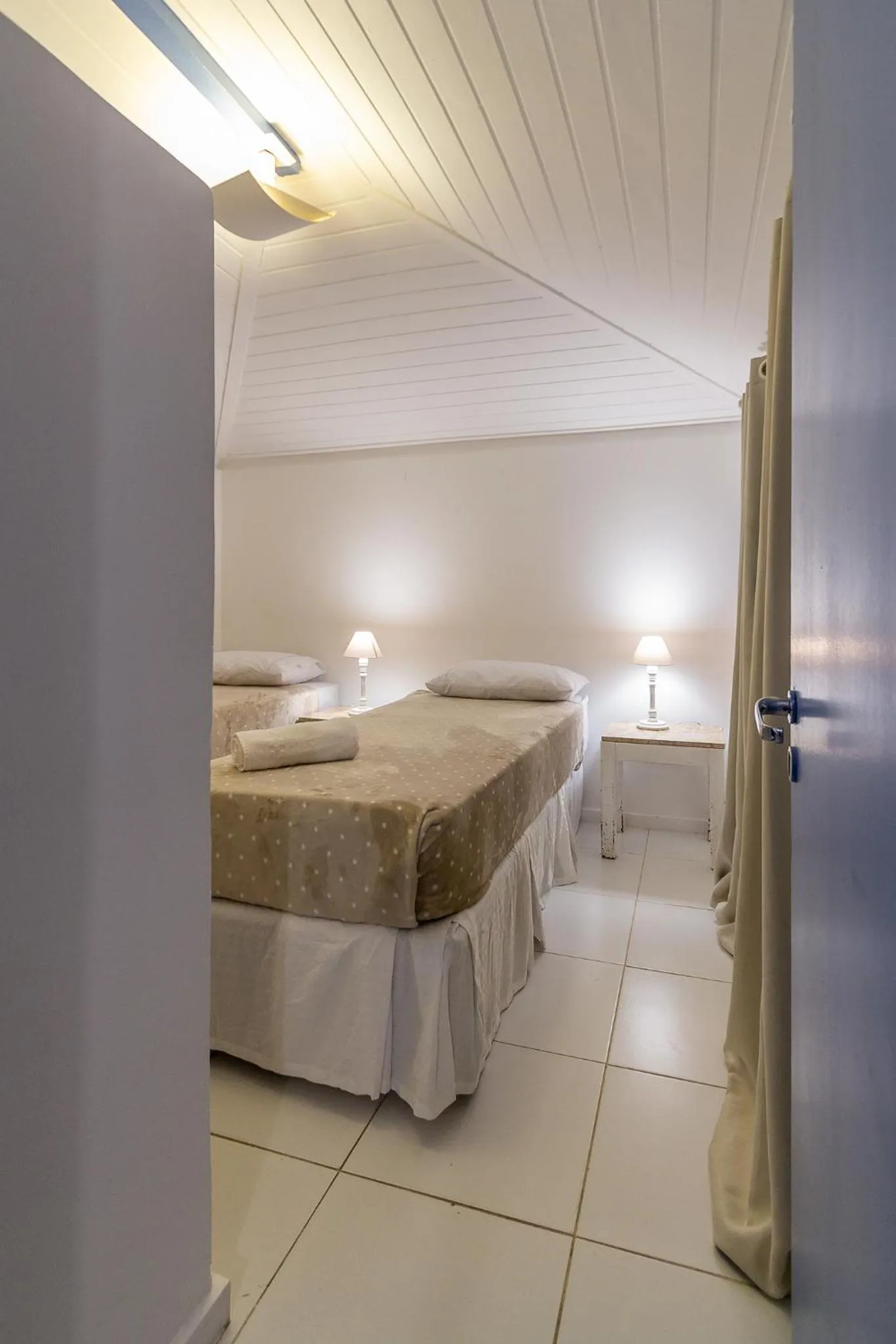 Photo of the whole room, Bed in Pousada Vila Capri