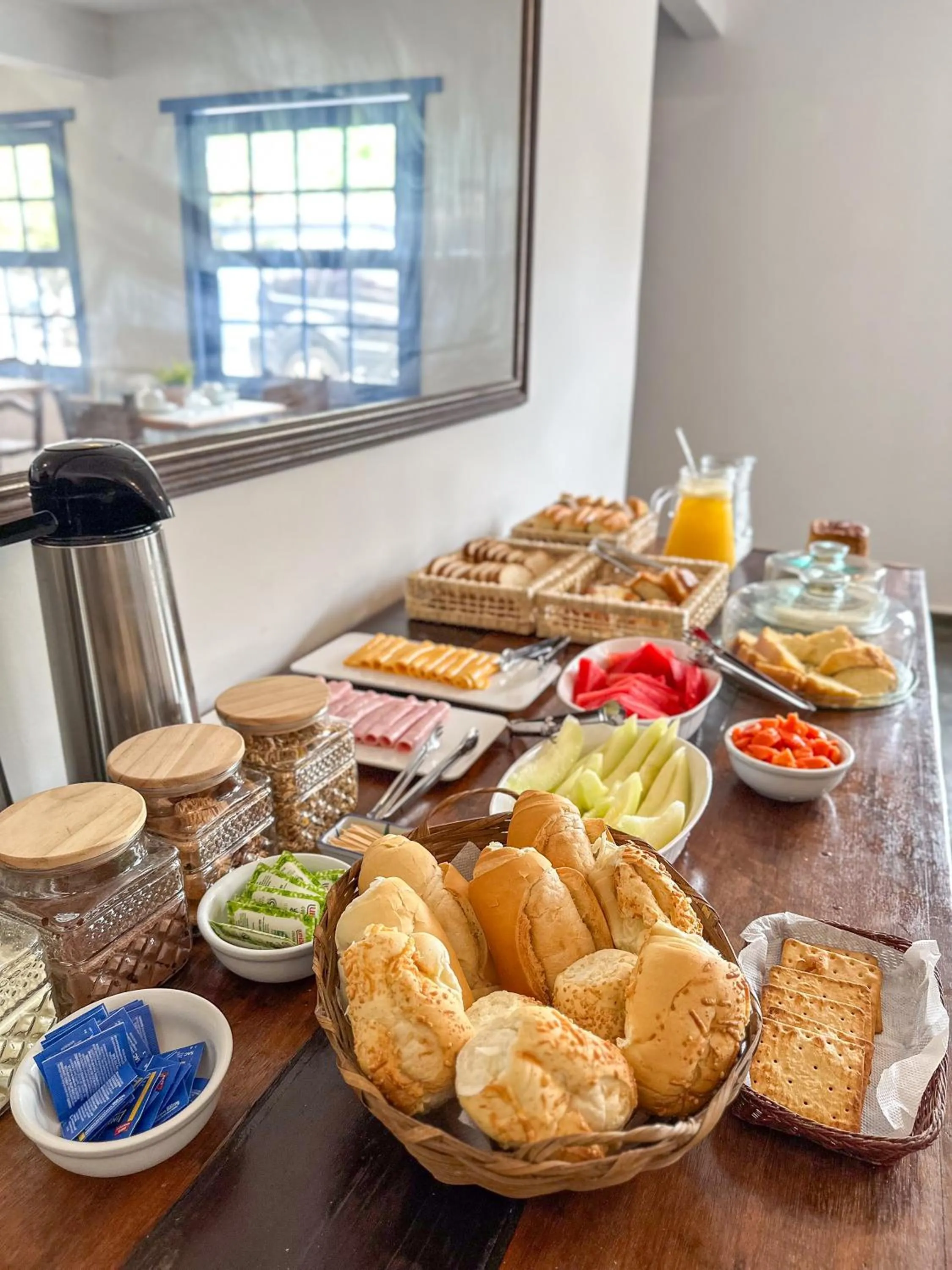 Breakfast in Pousada Vila Capri