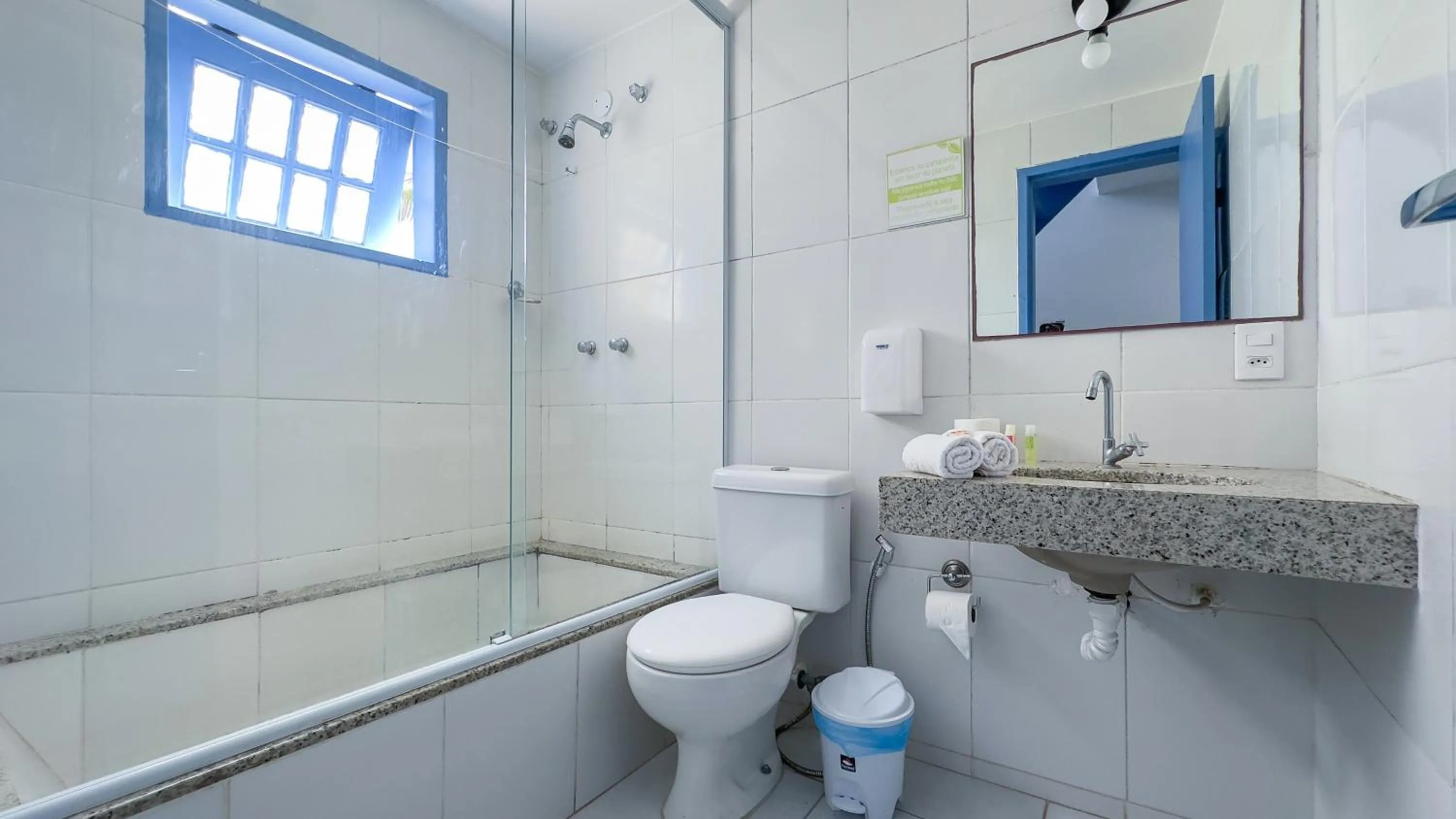 Shower in Pousada Vila Capri