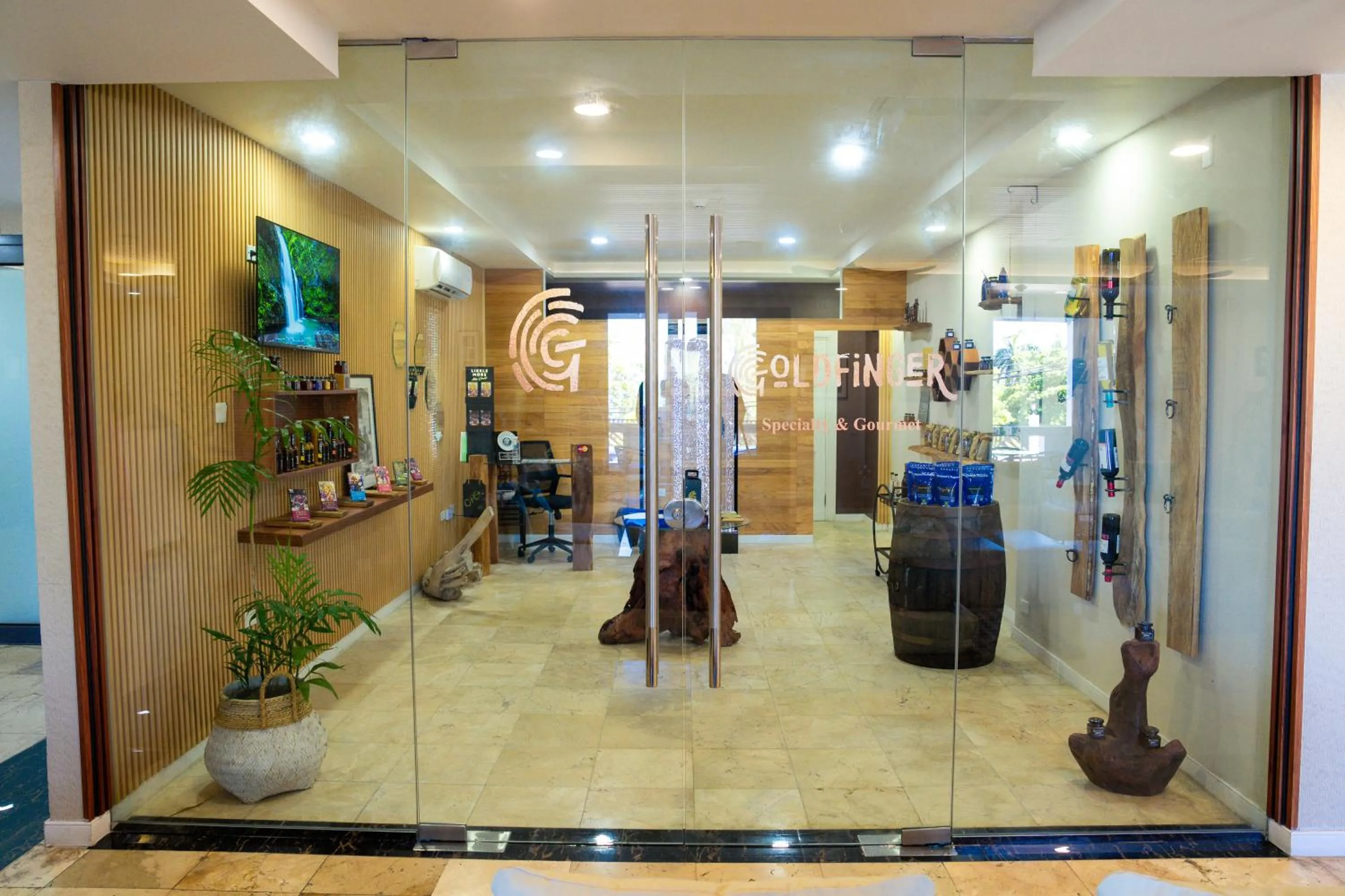 On-site shops in Hotel 39 Jamaica