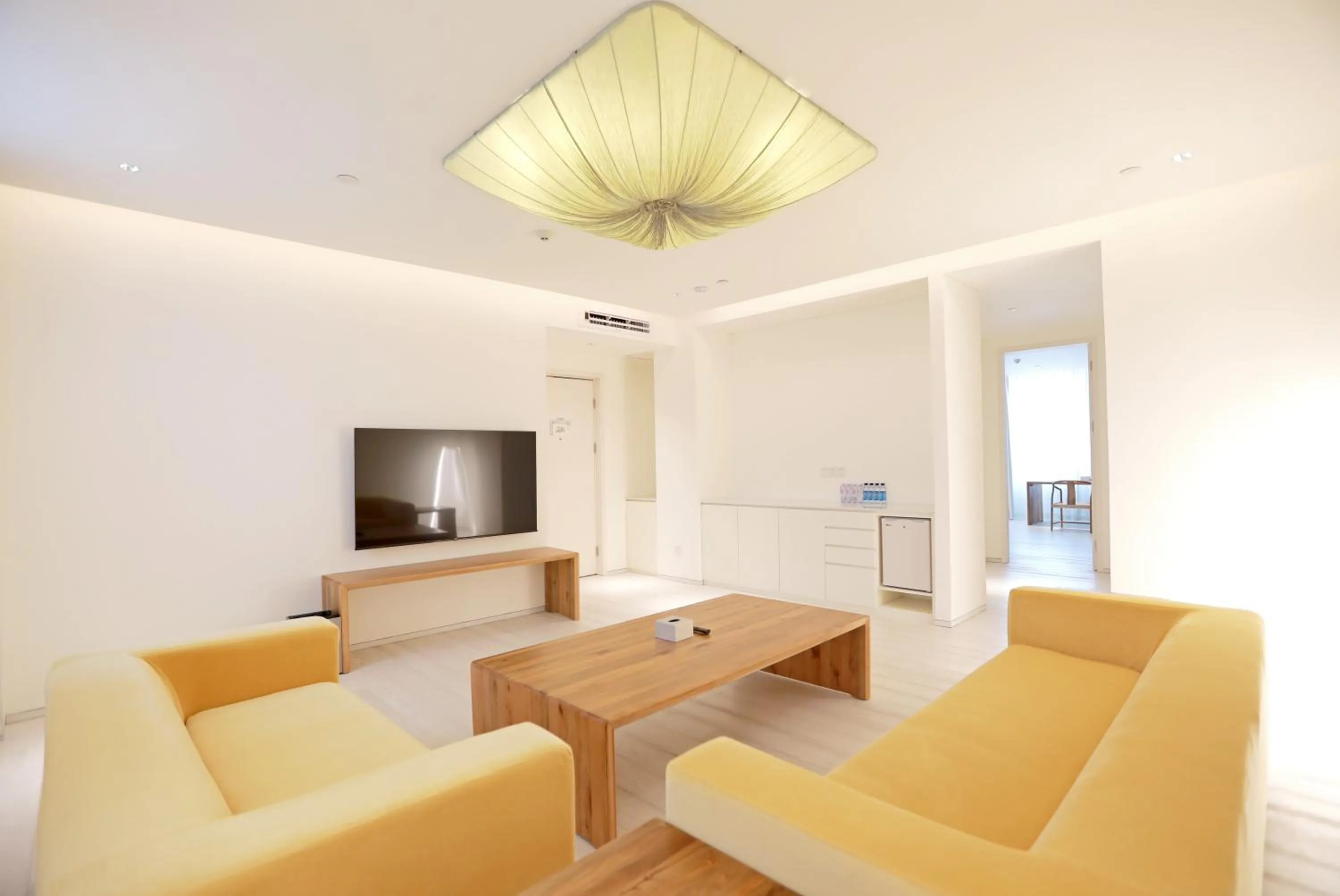 Communal lounge/ TV room in Chengdu Chengshe Hotel - Wenjiang University Town Southwest Caida Branch